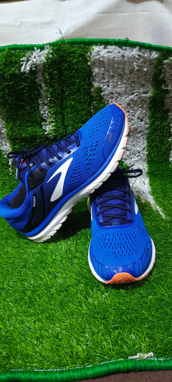 All imported brand shoes available Like Nike under armour Adidas