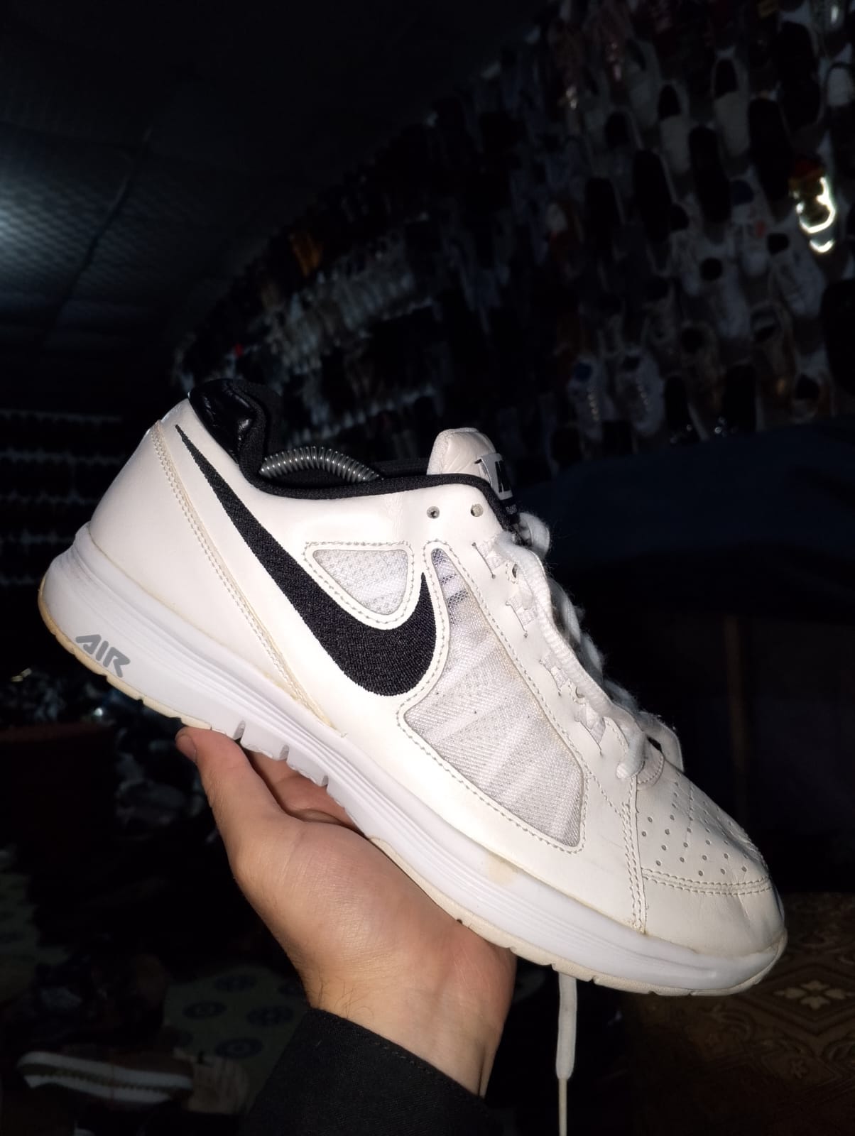 Comfort shoes, mens joggerss