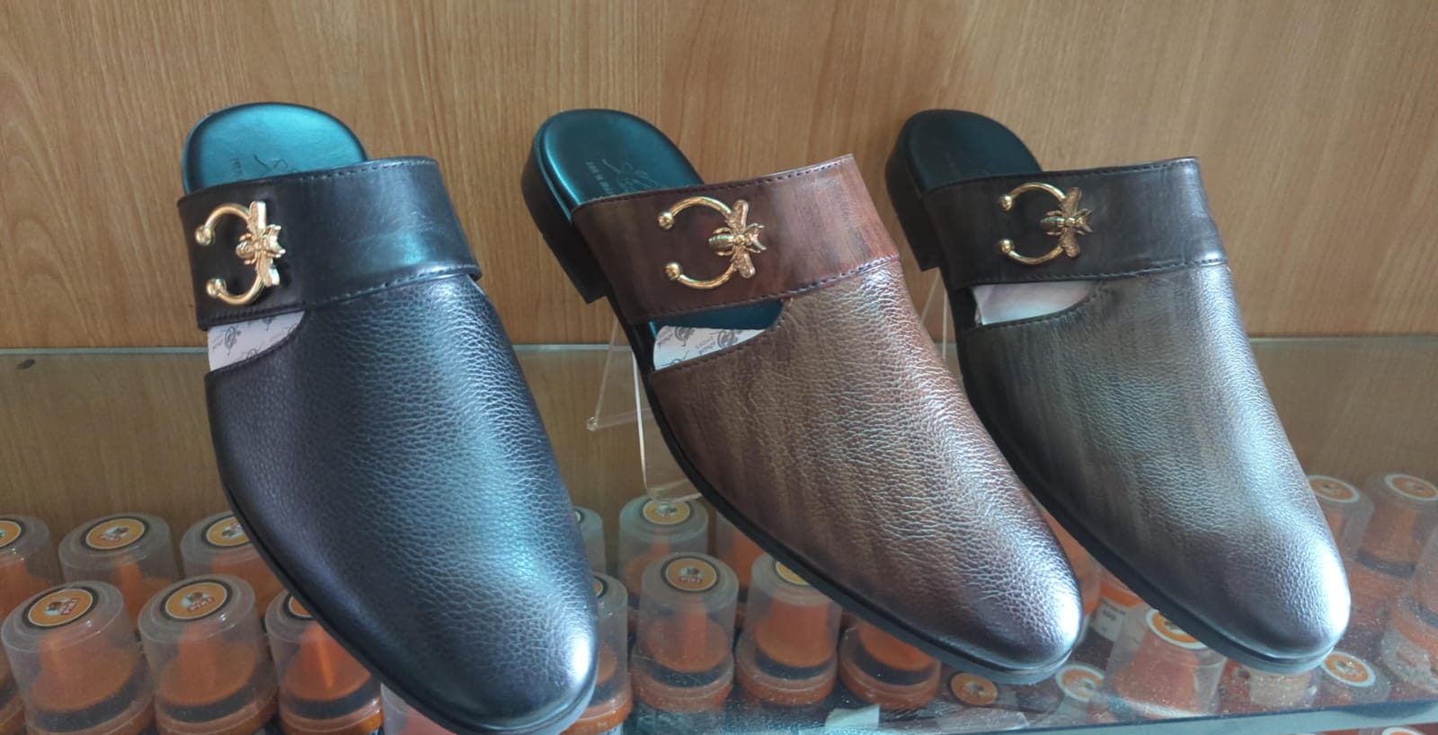 Ostrich Crocs Collection/sandals/slippers