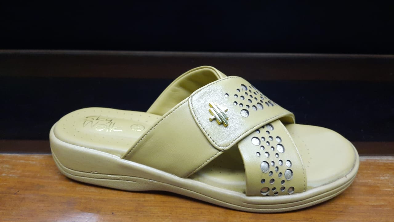 Raja industries Ltd, Woman’s, flats