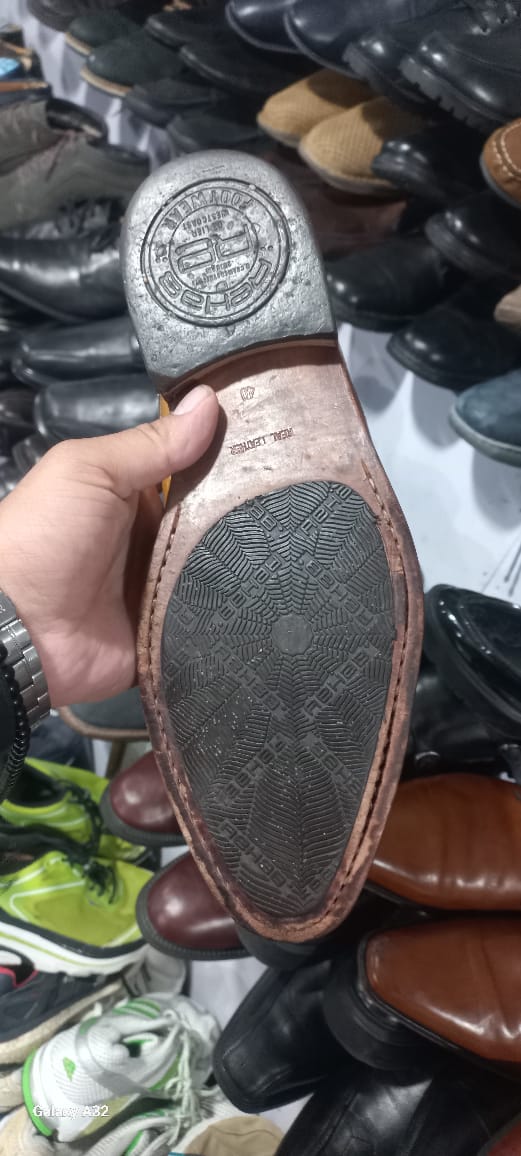 Smart footwear, men’s fashion