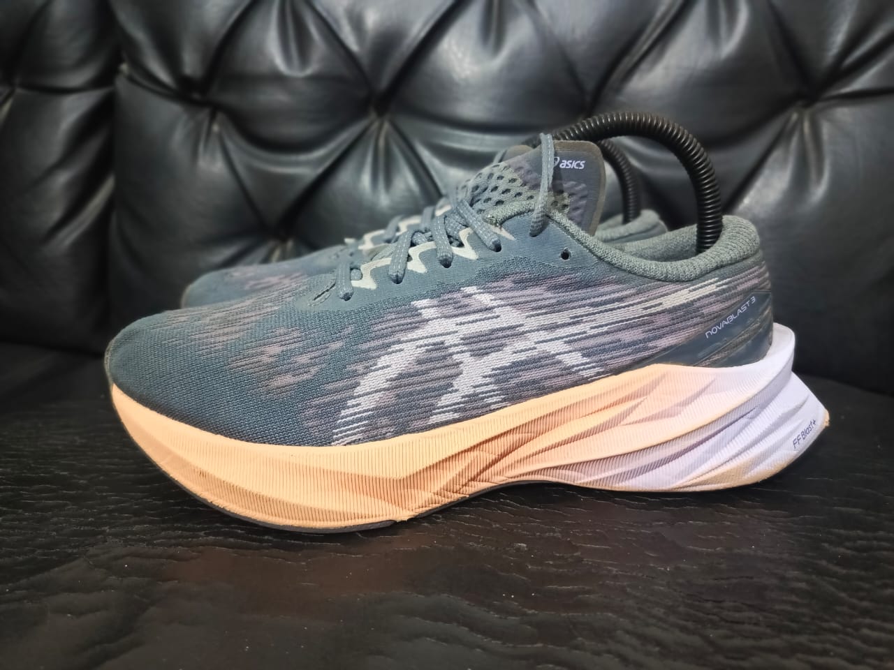 Smart footwear men’s joggers