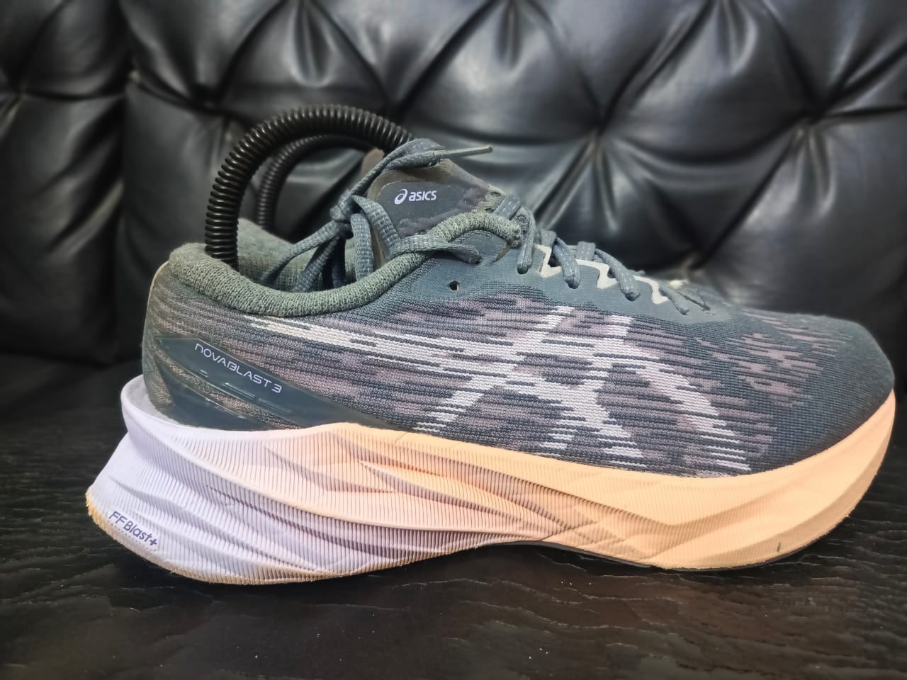 Smart footwear men’s joggers