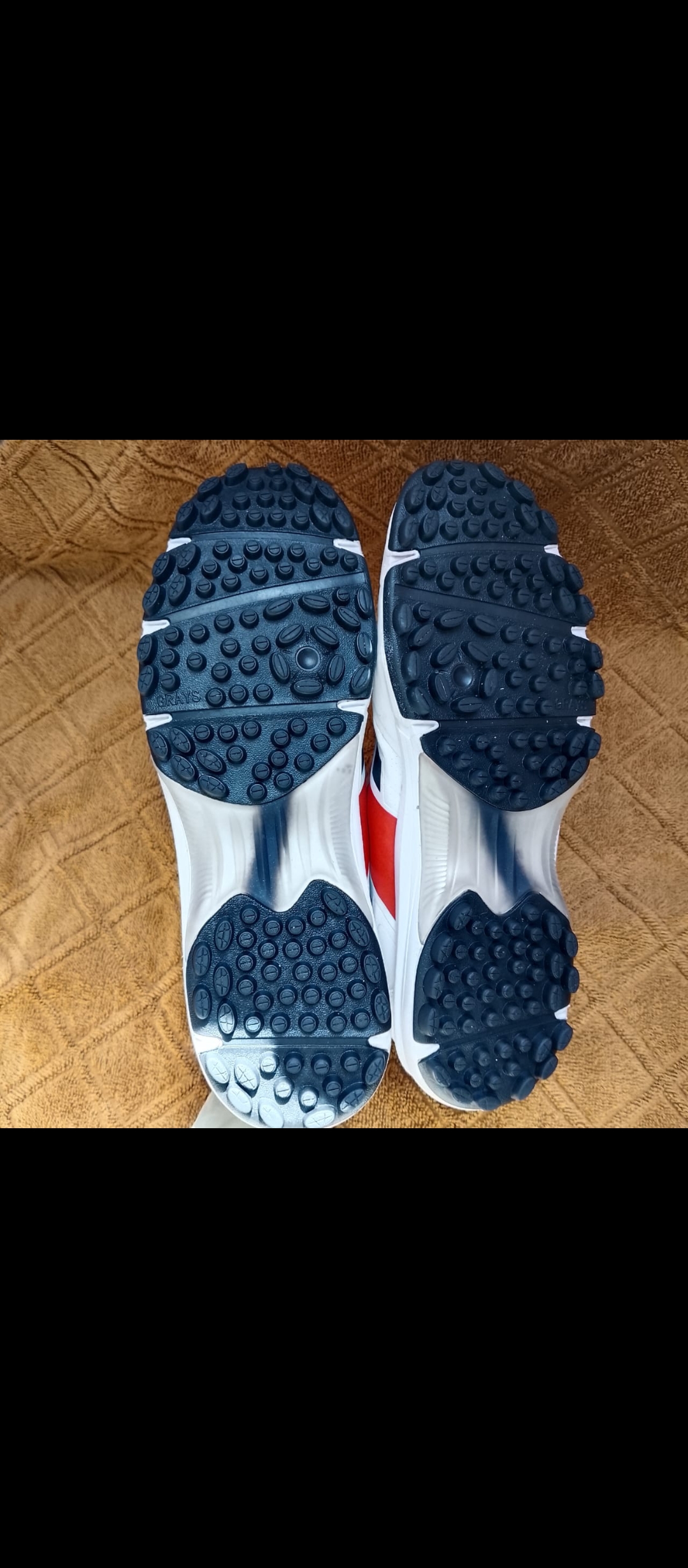 Branded shoes joggers mens