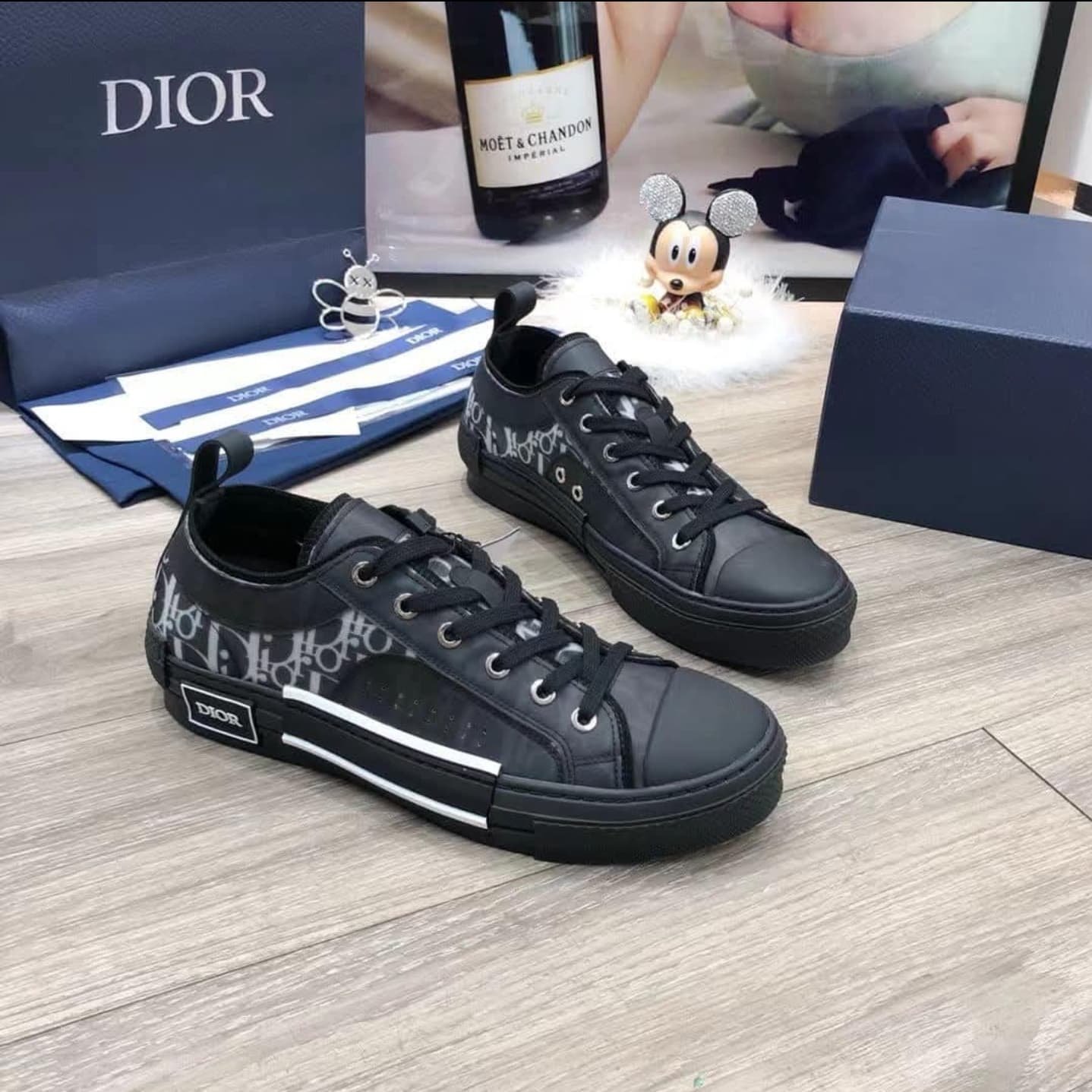 Ali Amazon lots, Walk’n’Diiorr lace-up Sneakers (All Colour)