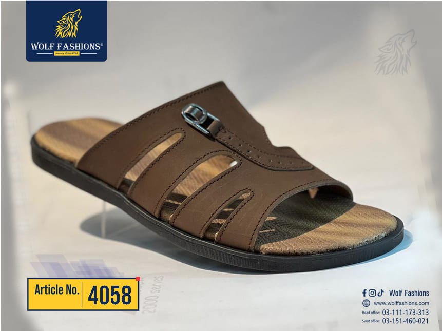 Mens slippers Wolf fashion new stock available foot cover slippers