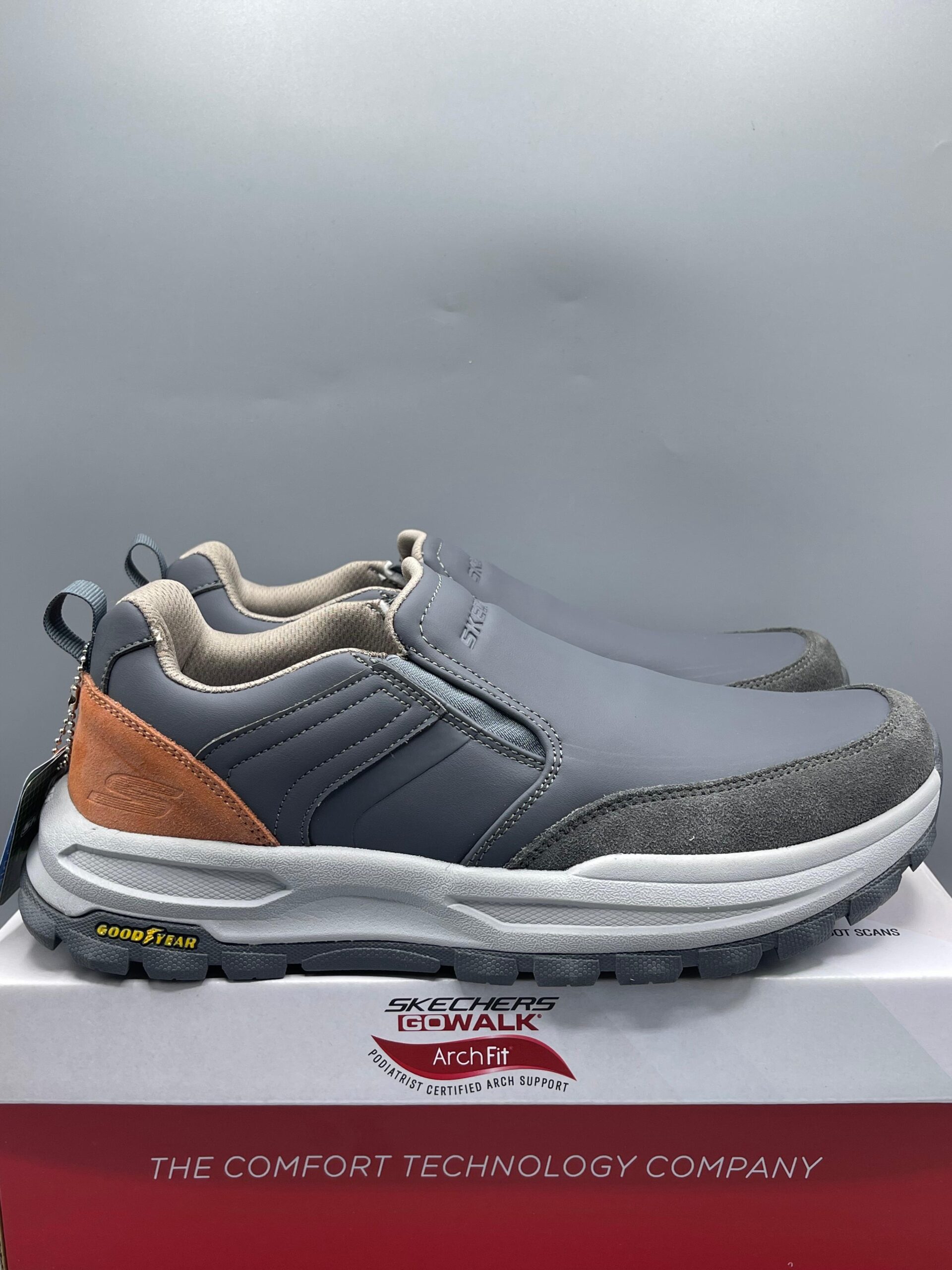 Ali Amazon lots, Skechers for mens