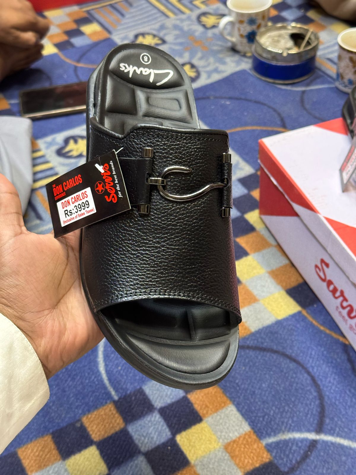 AR SHOES company men slippers