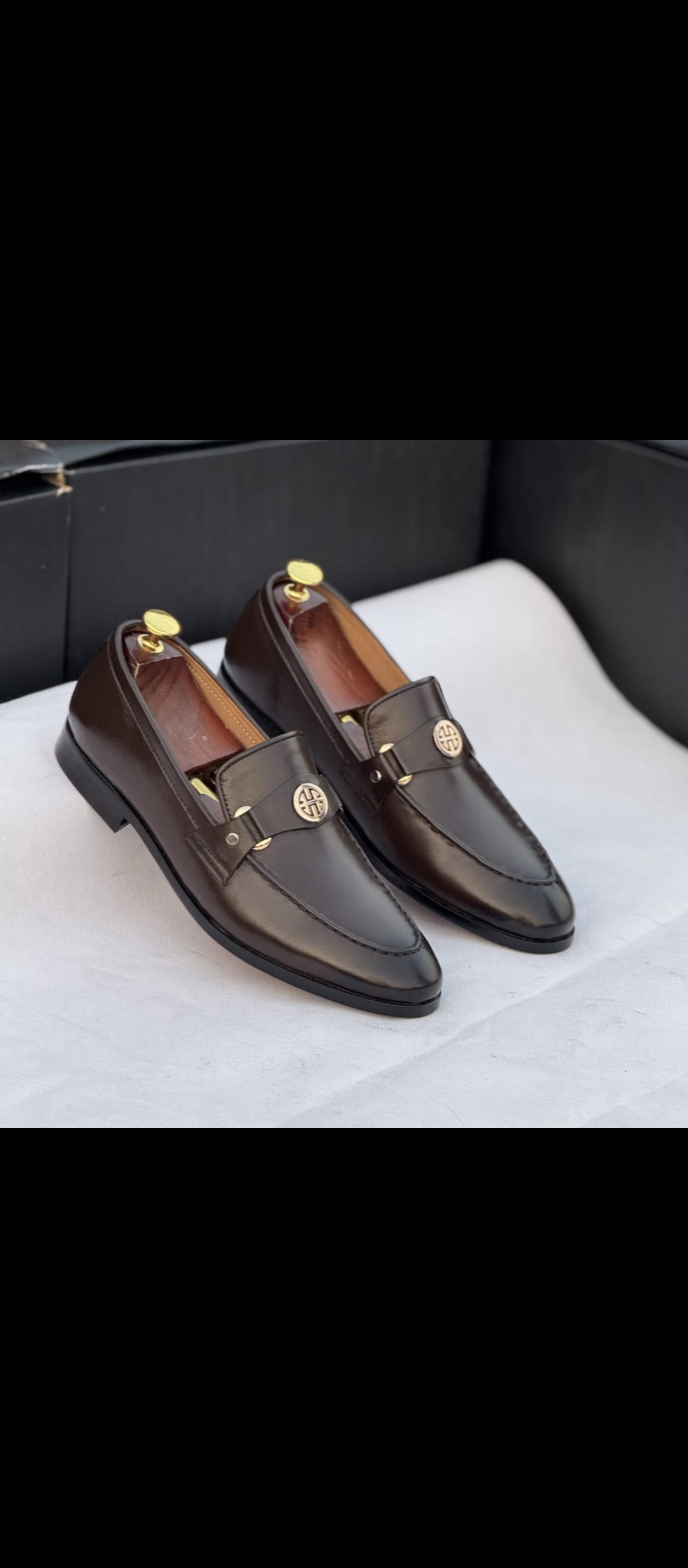 Litano store Men’s casual dress shoes