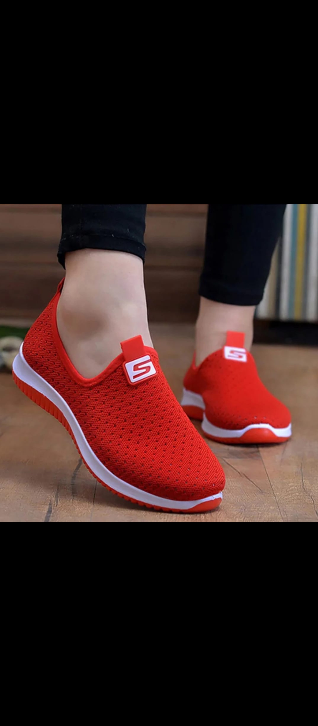 Ladies sneaker shoes