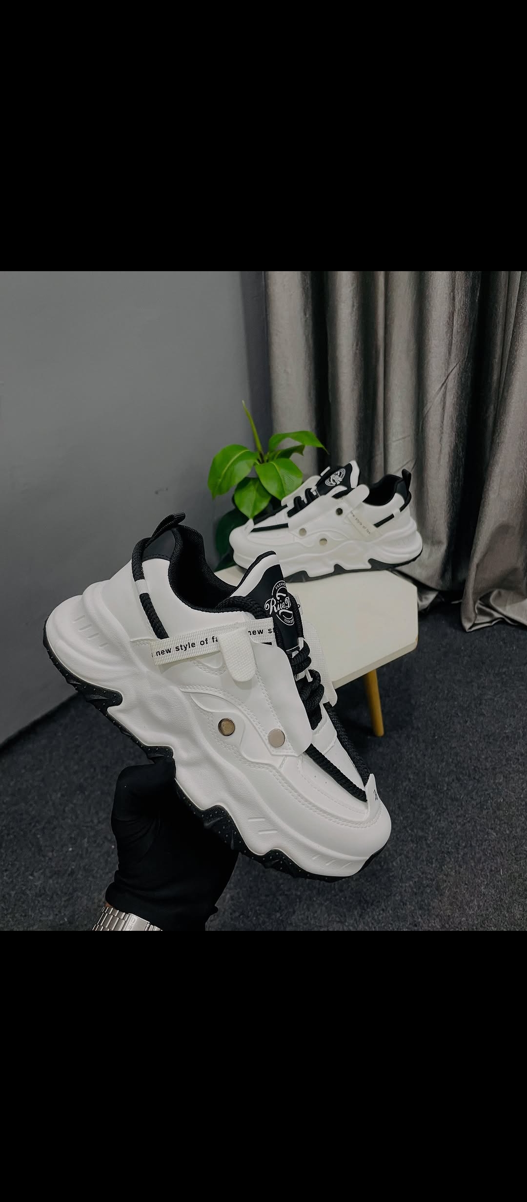 Men’s shoes sports