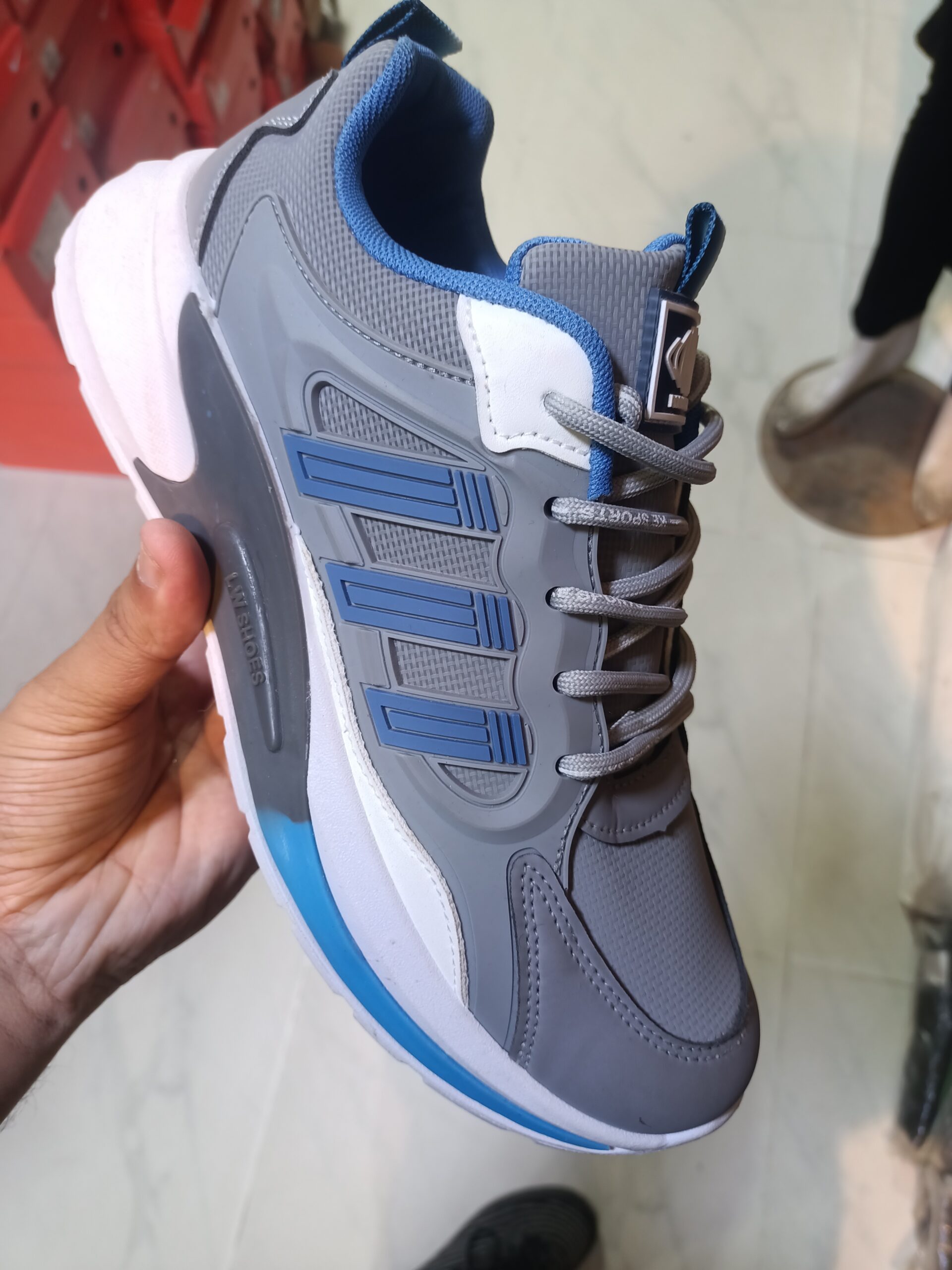 Imported brand shoes mens sports