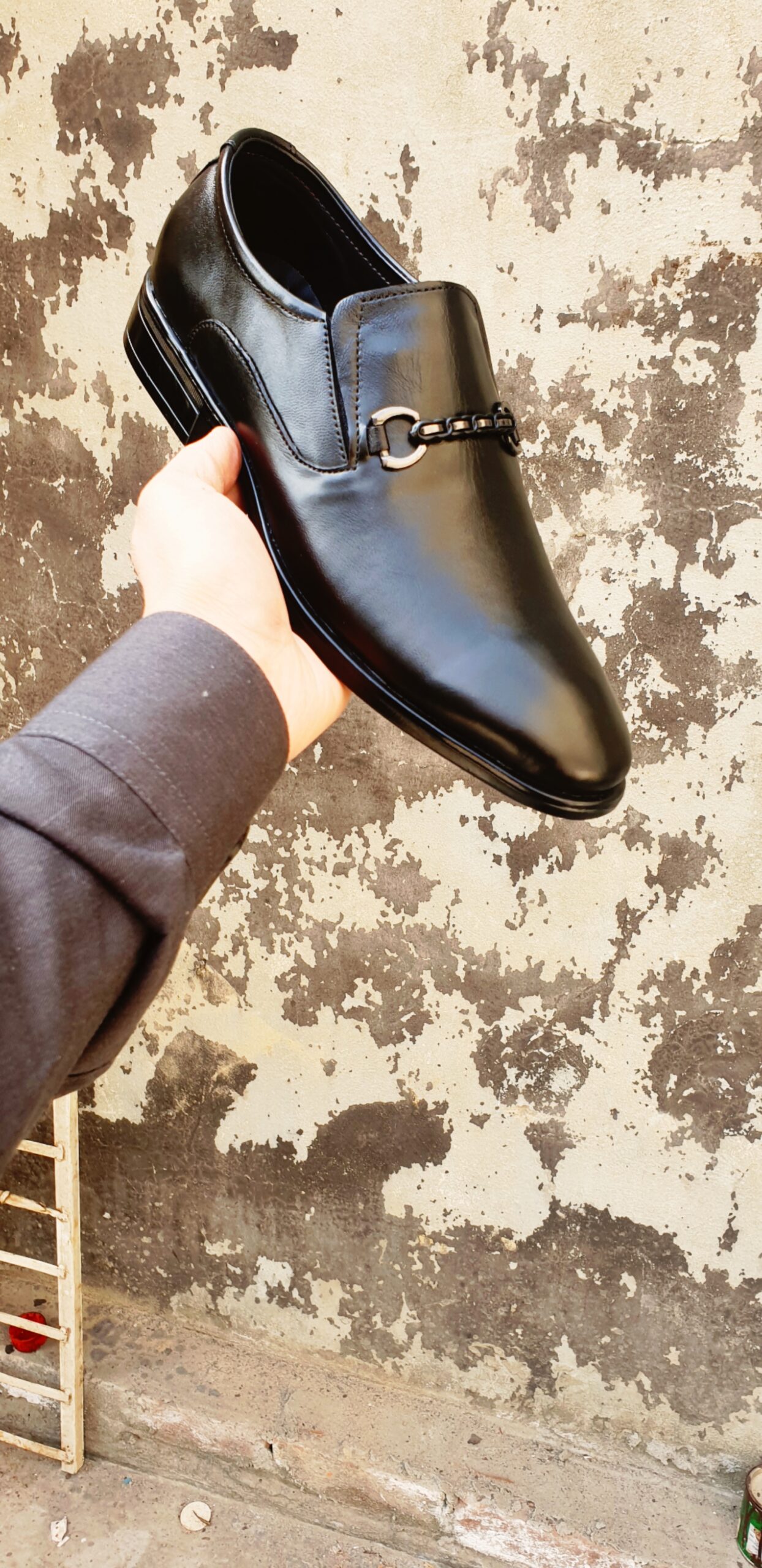 MENS LEATHER SHOES AND DESIGNING