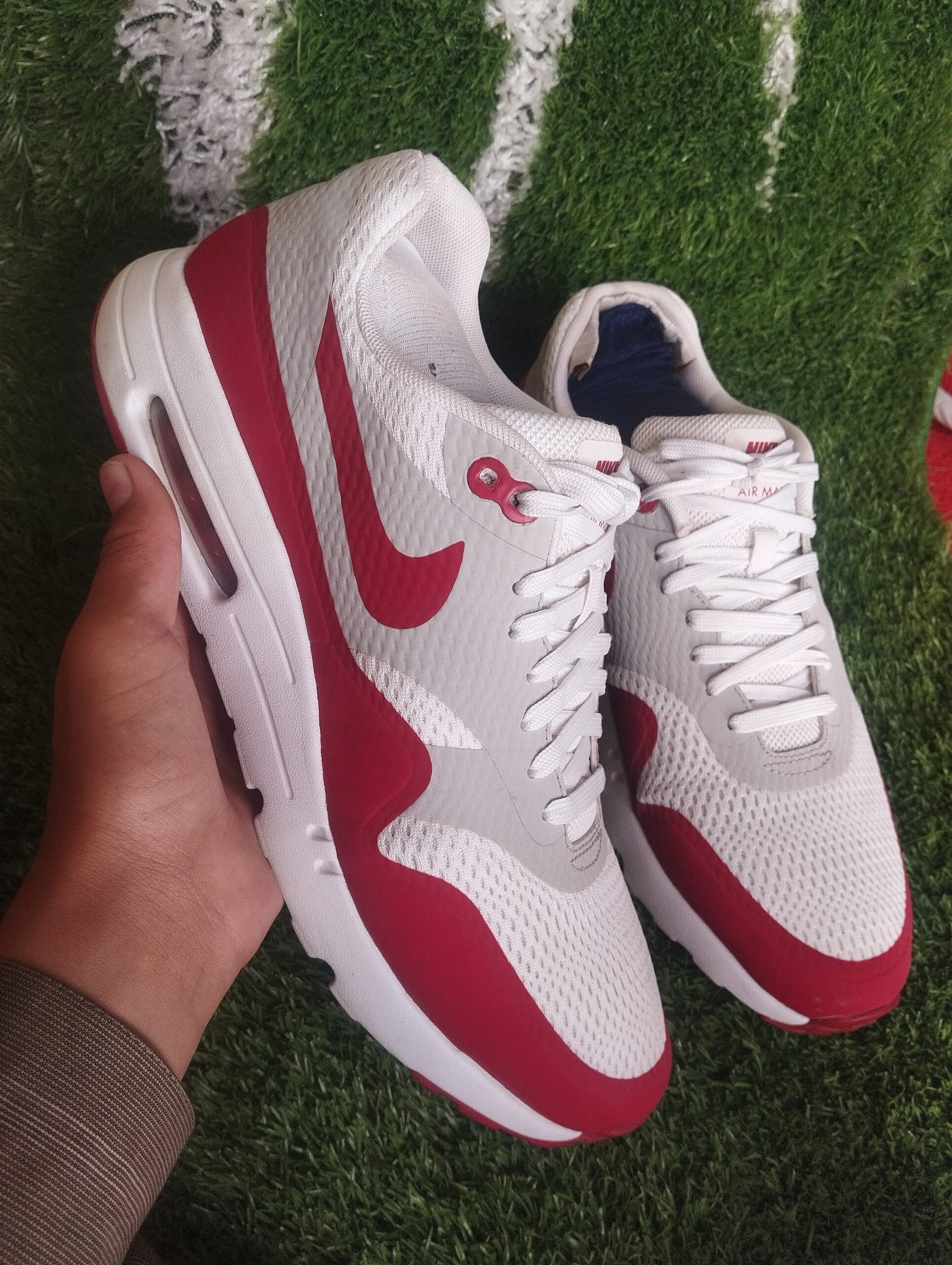 sports shoes for men