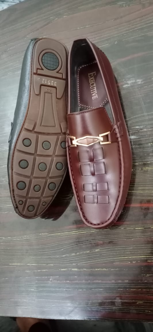 FAMOUS FOOTWEAR, Cherry loafers