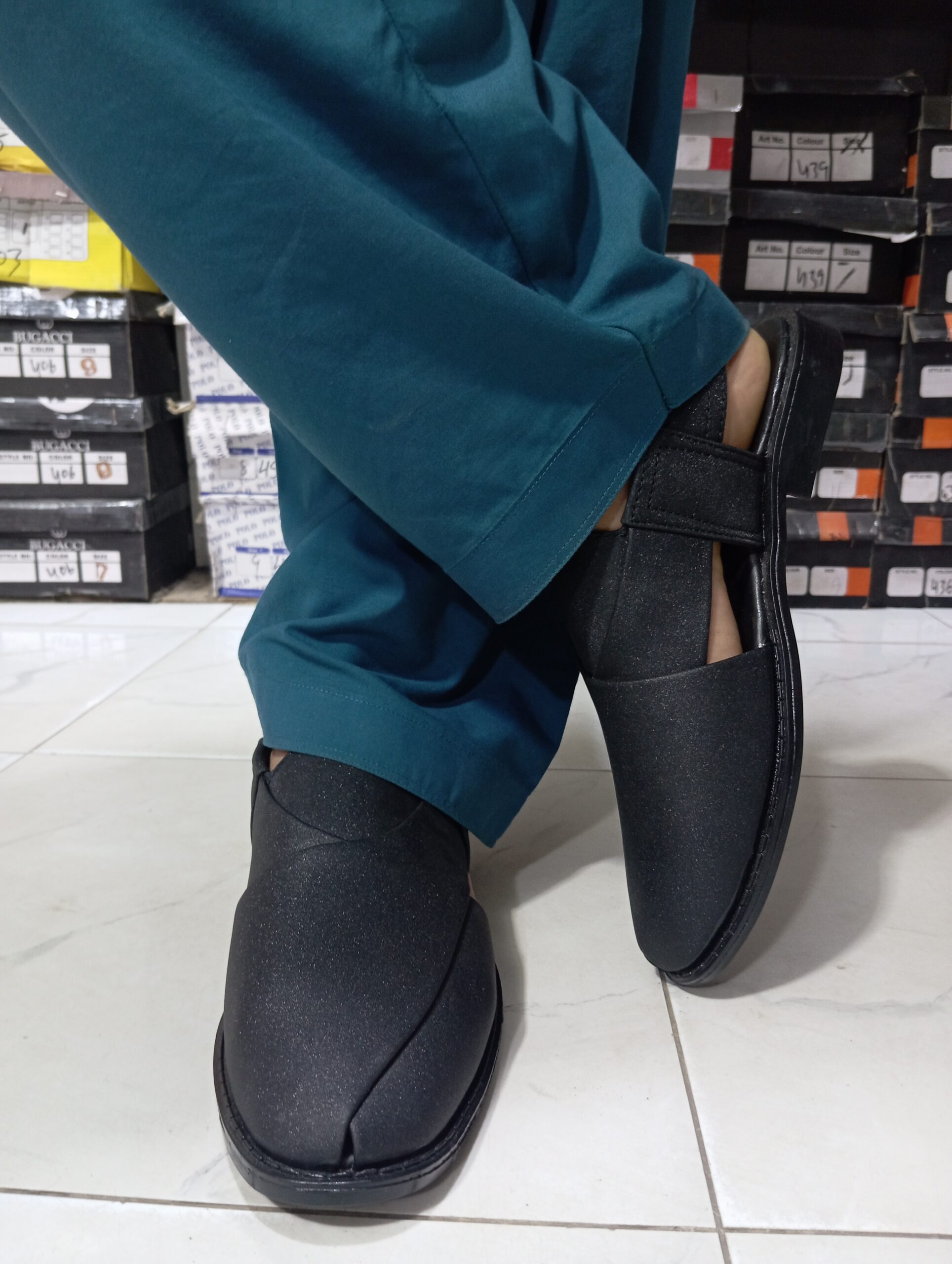 Peshawari chappal