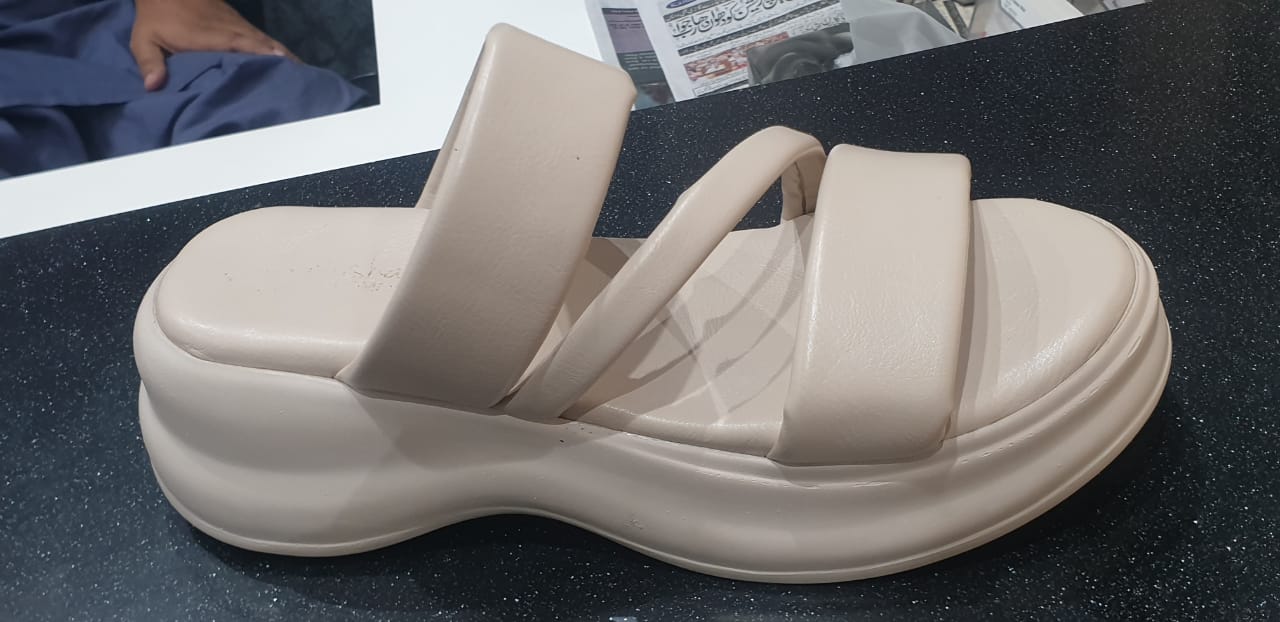 Comfortable women’s slippers