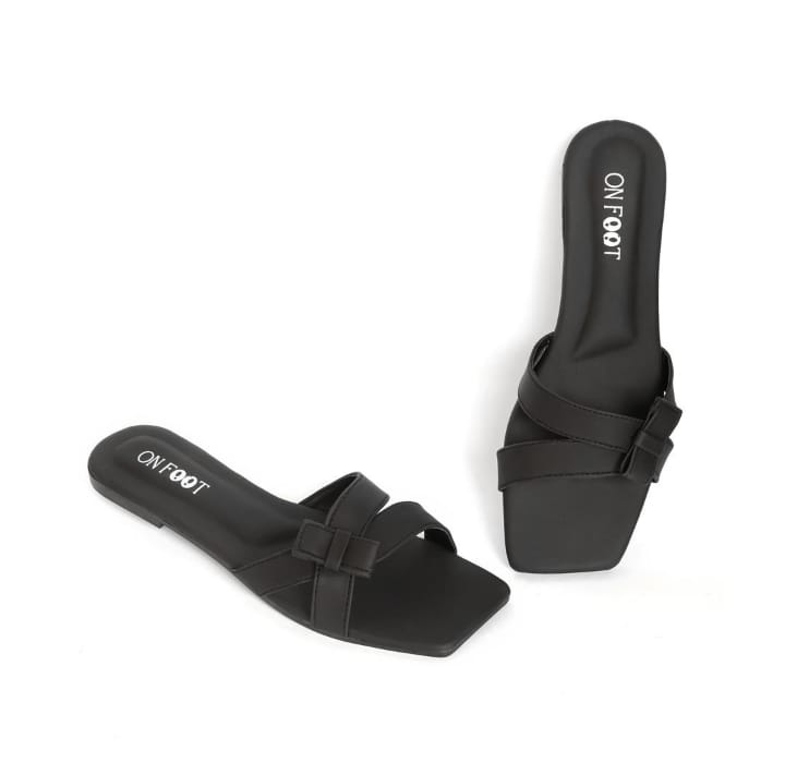 Women’s flats slippers