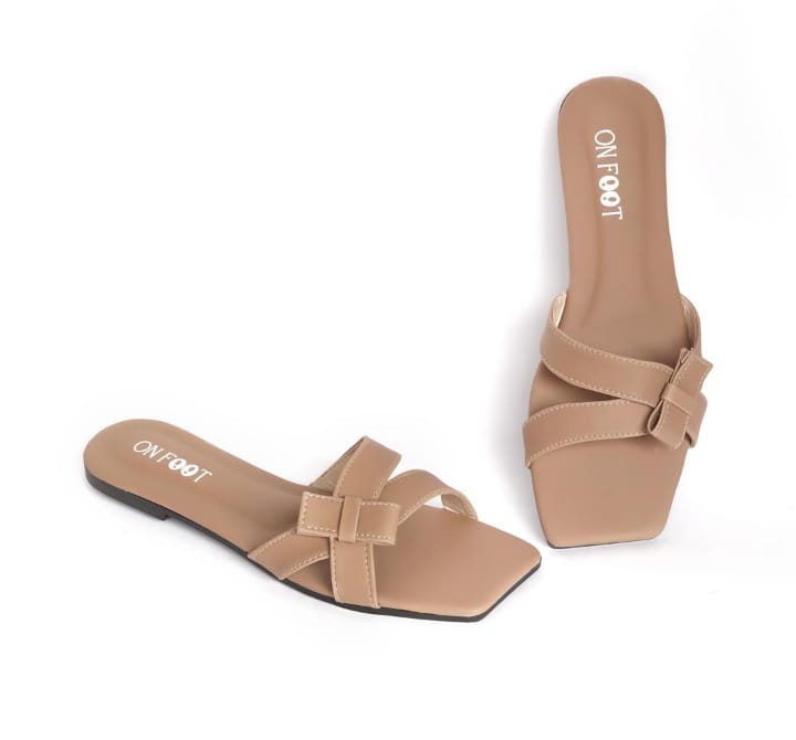 Women’s flats slippers