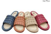 Women’s flats slippers