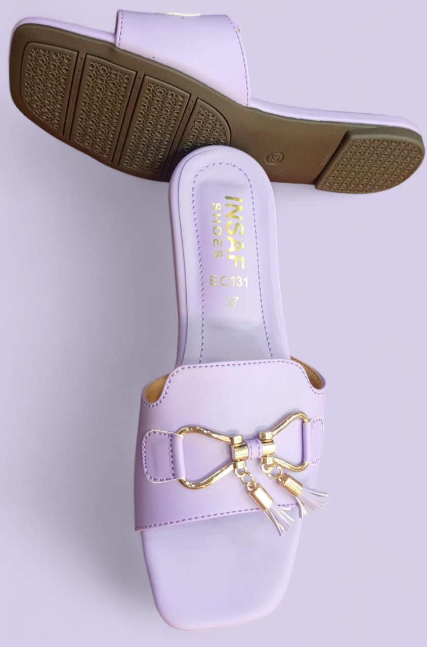 Flat slippers for women