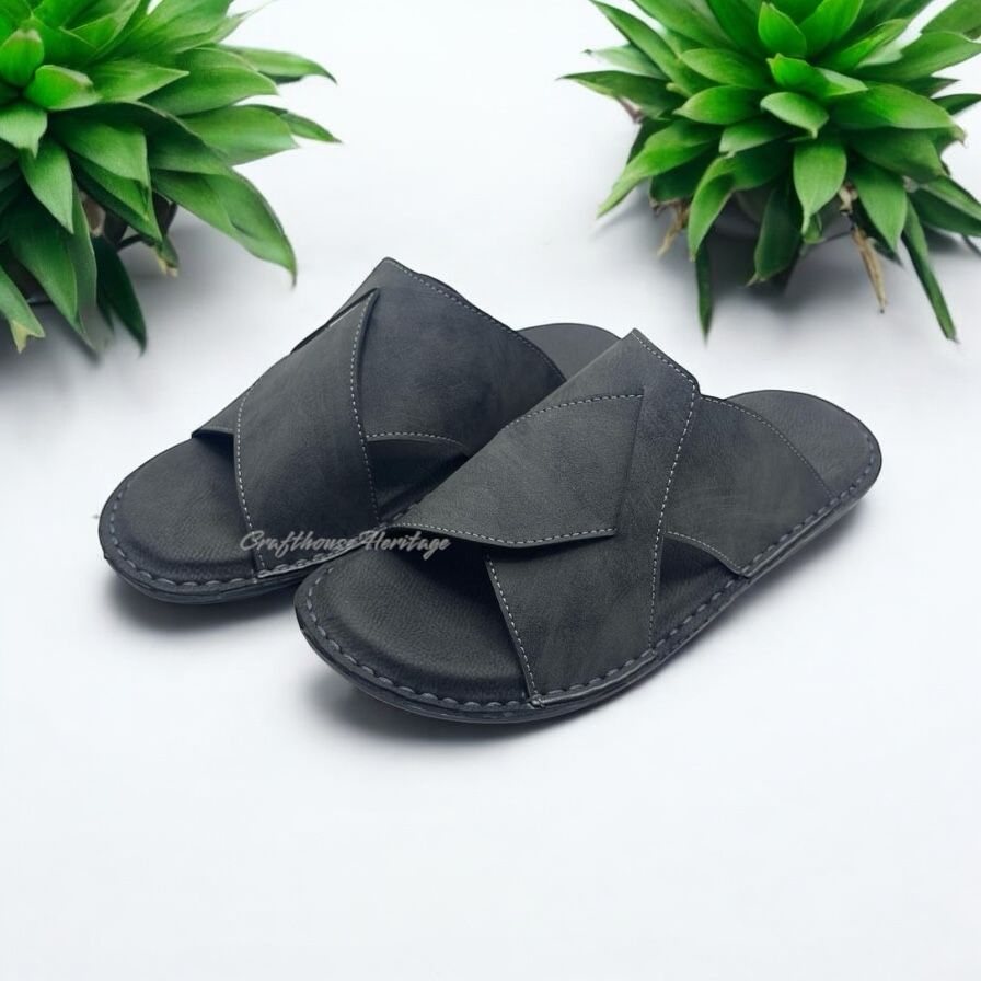 Slippers men’s