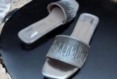 Women’s flats slippers