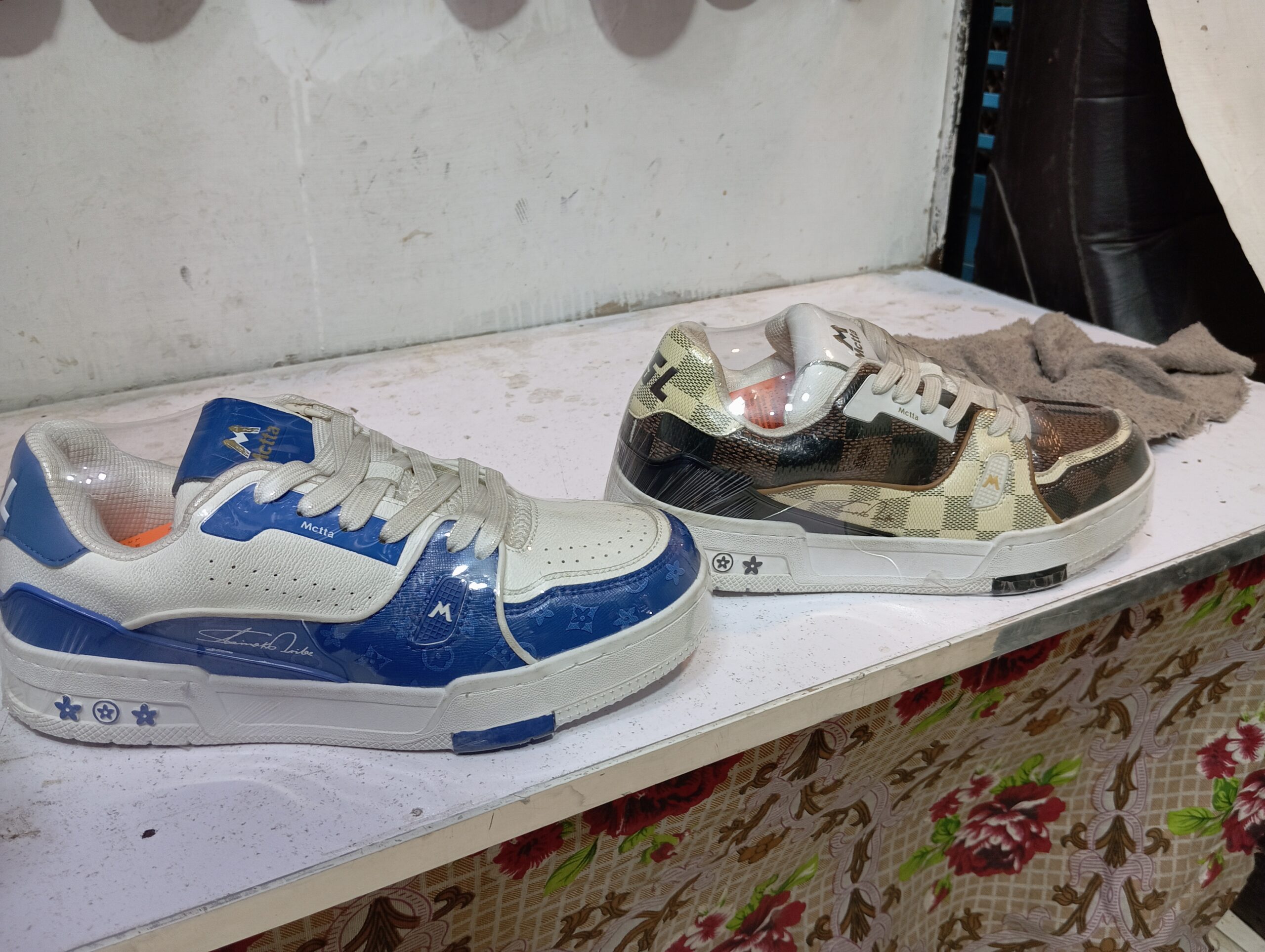 Sports Shoes men’s joggers