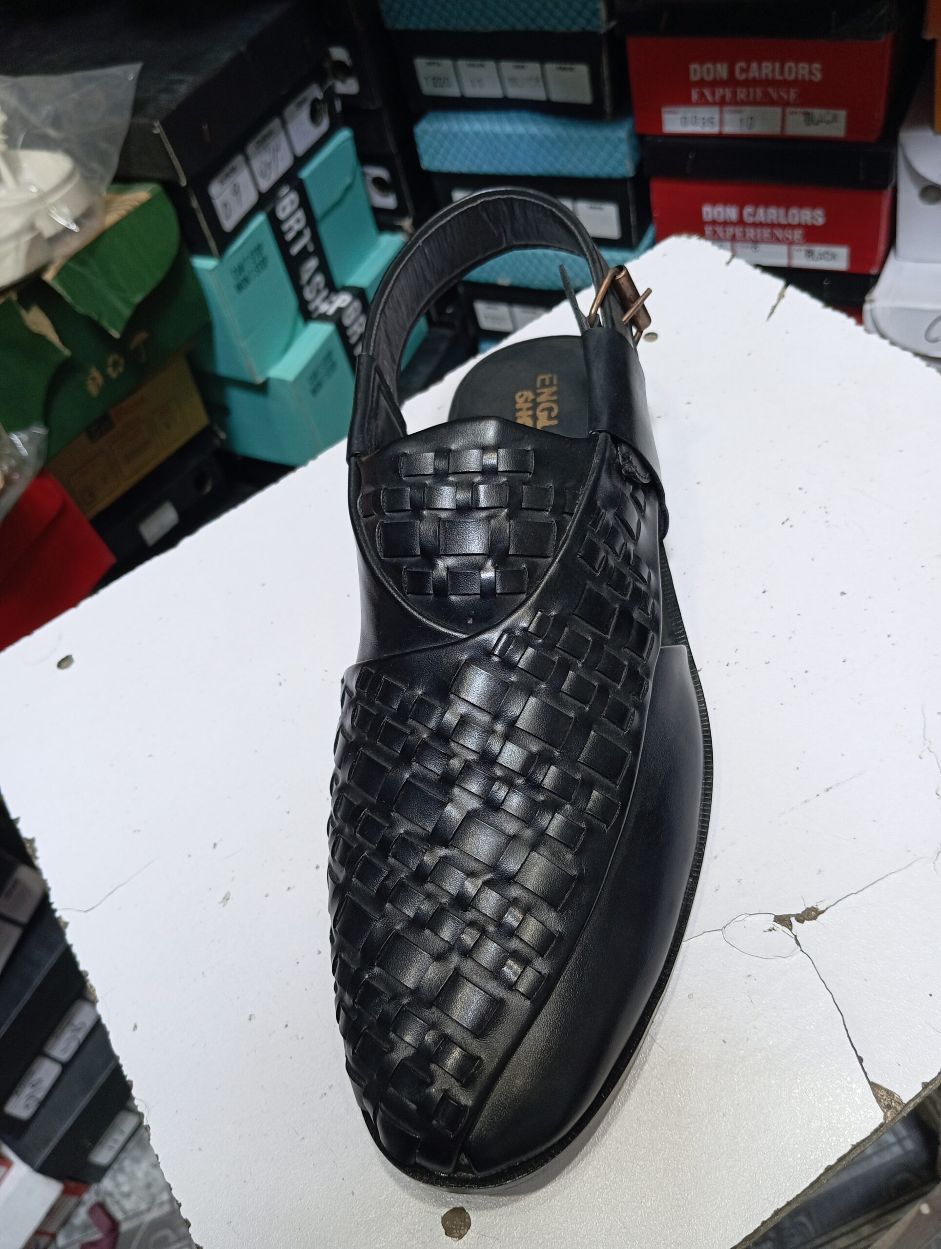 Men’s Peshawari chappal available in chasmana market