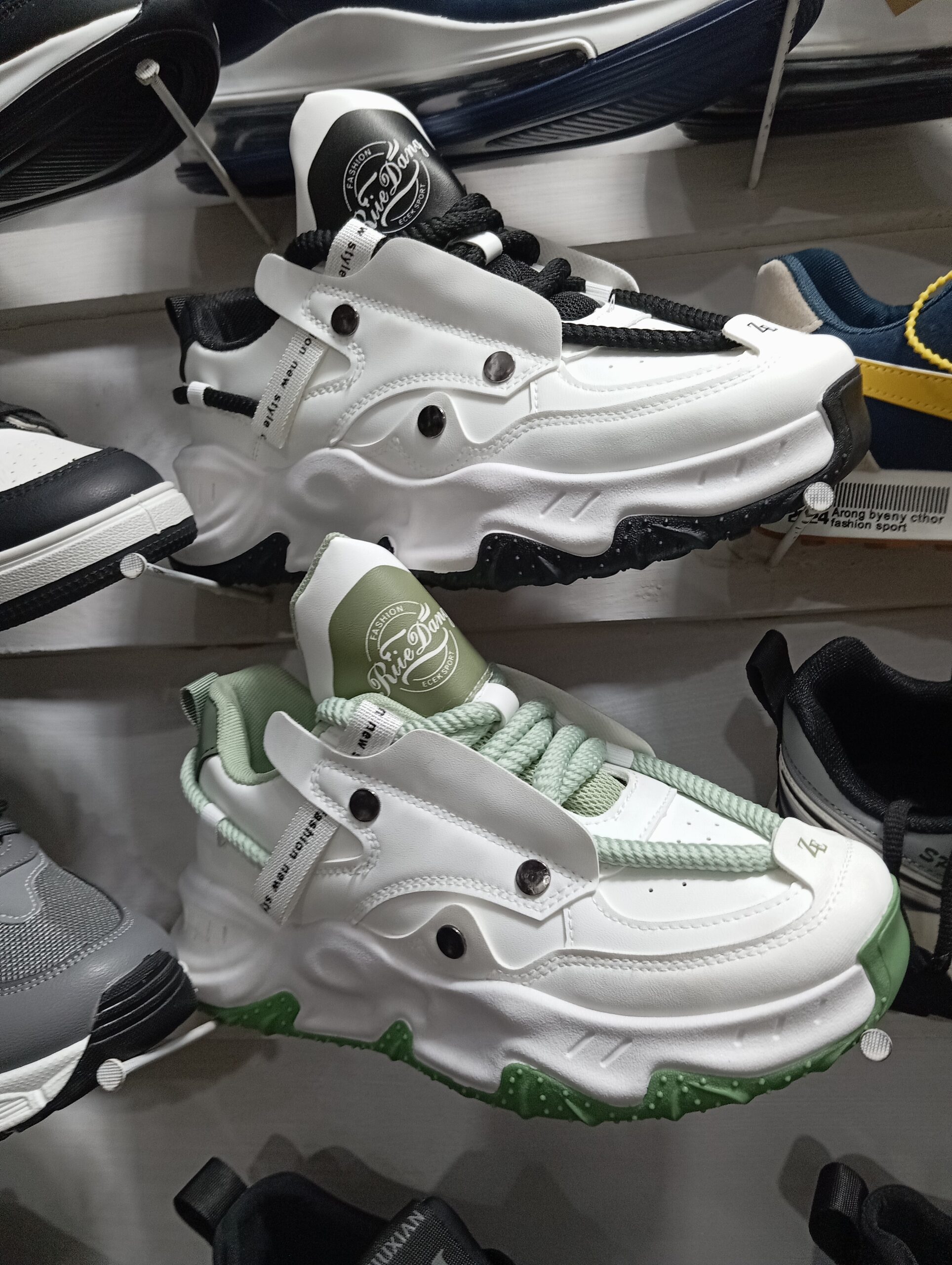 Men’s sports Shoes