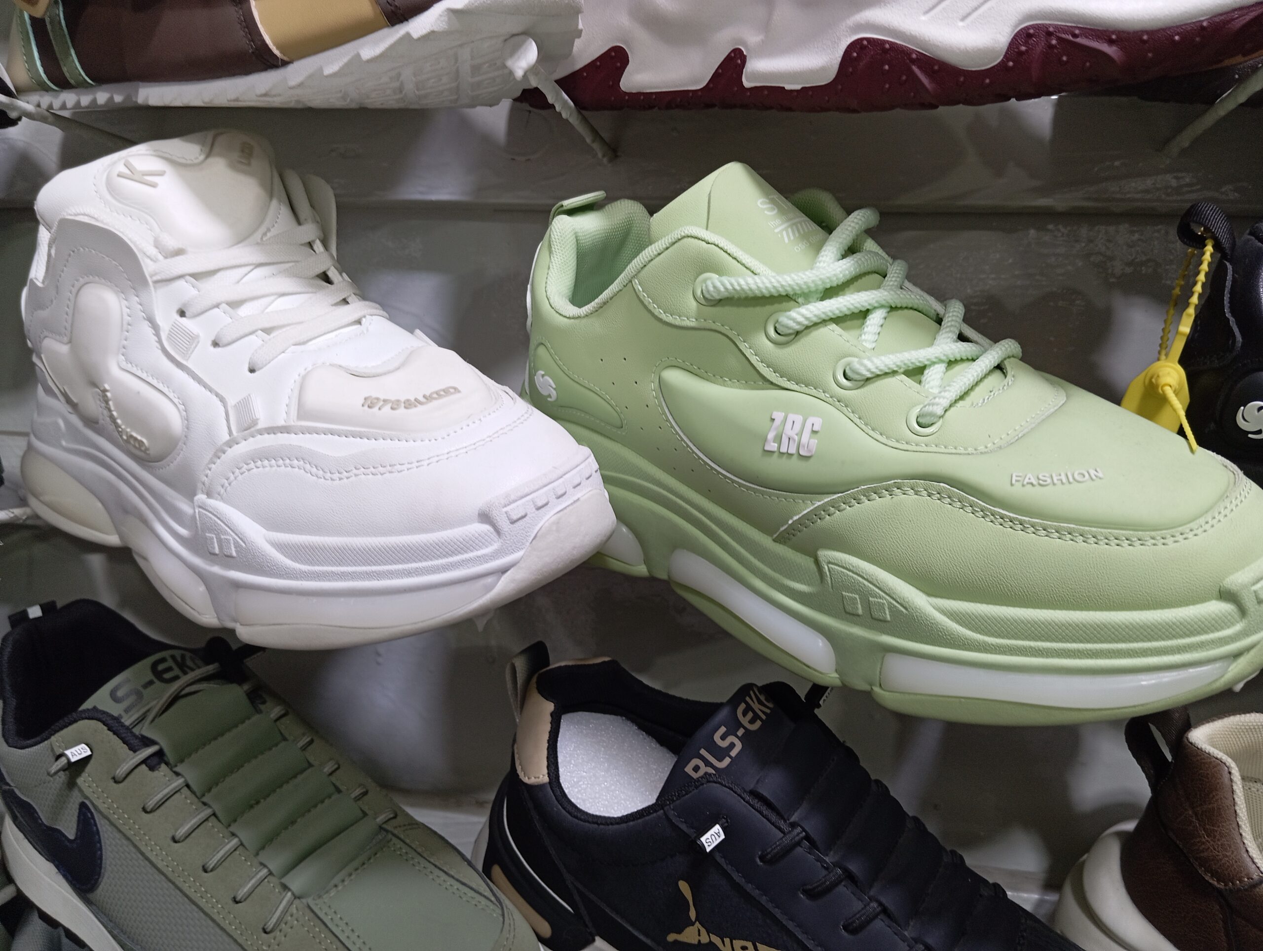 Men’s Sports Shoes