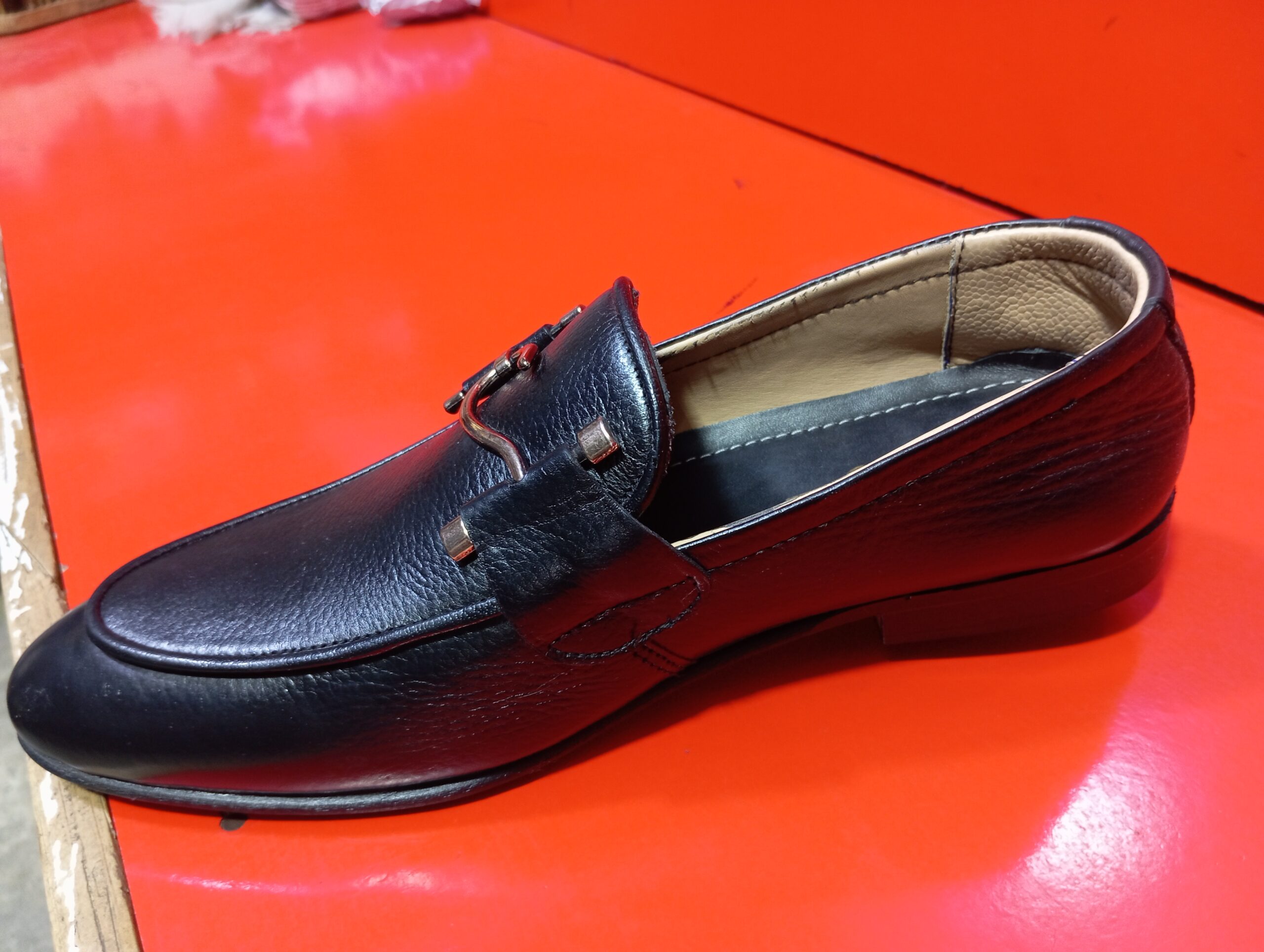 Men’s loafers shoes
