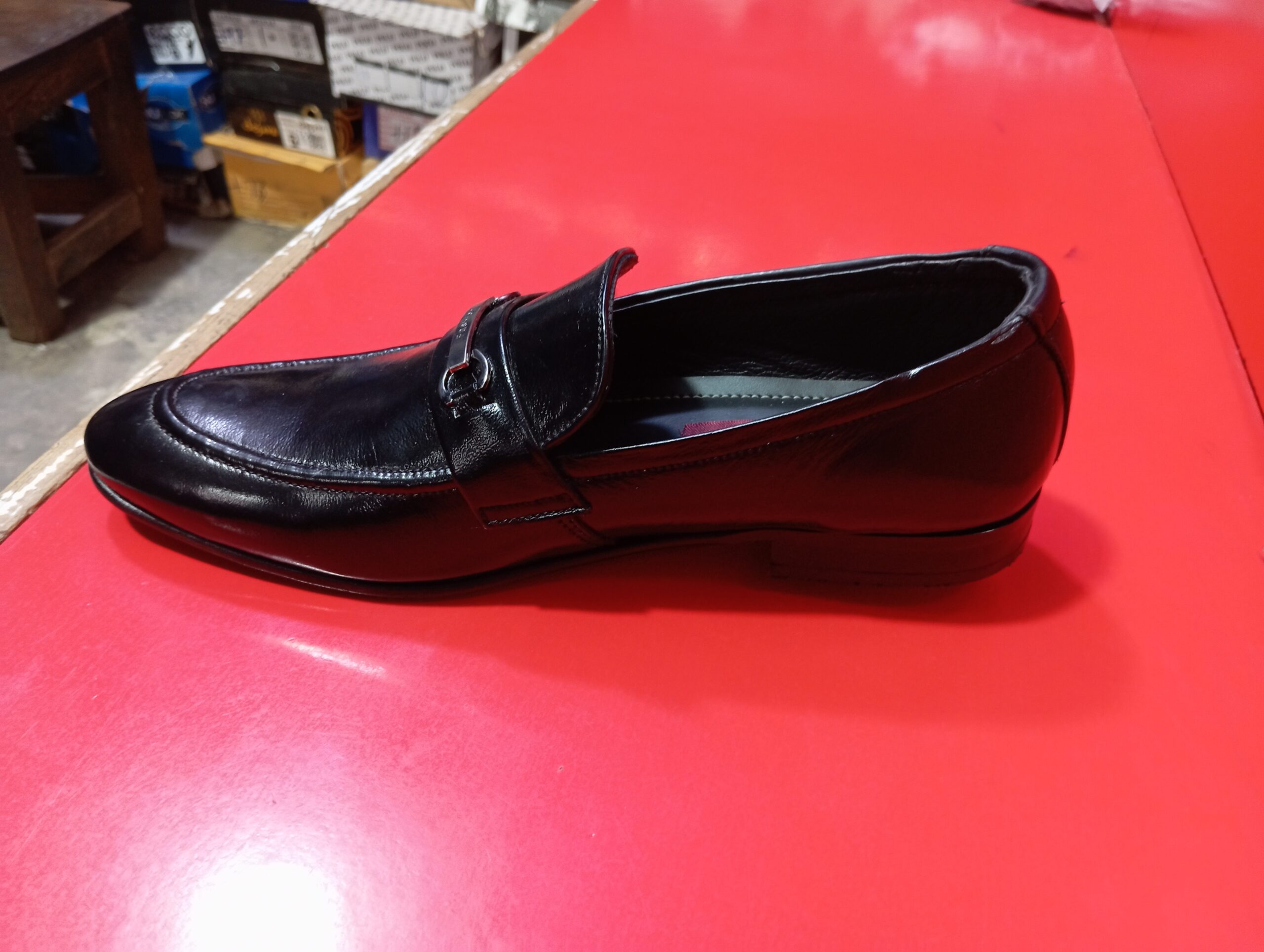 Men’s loafers shoes