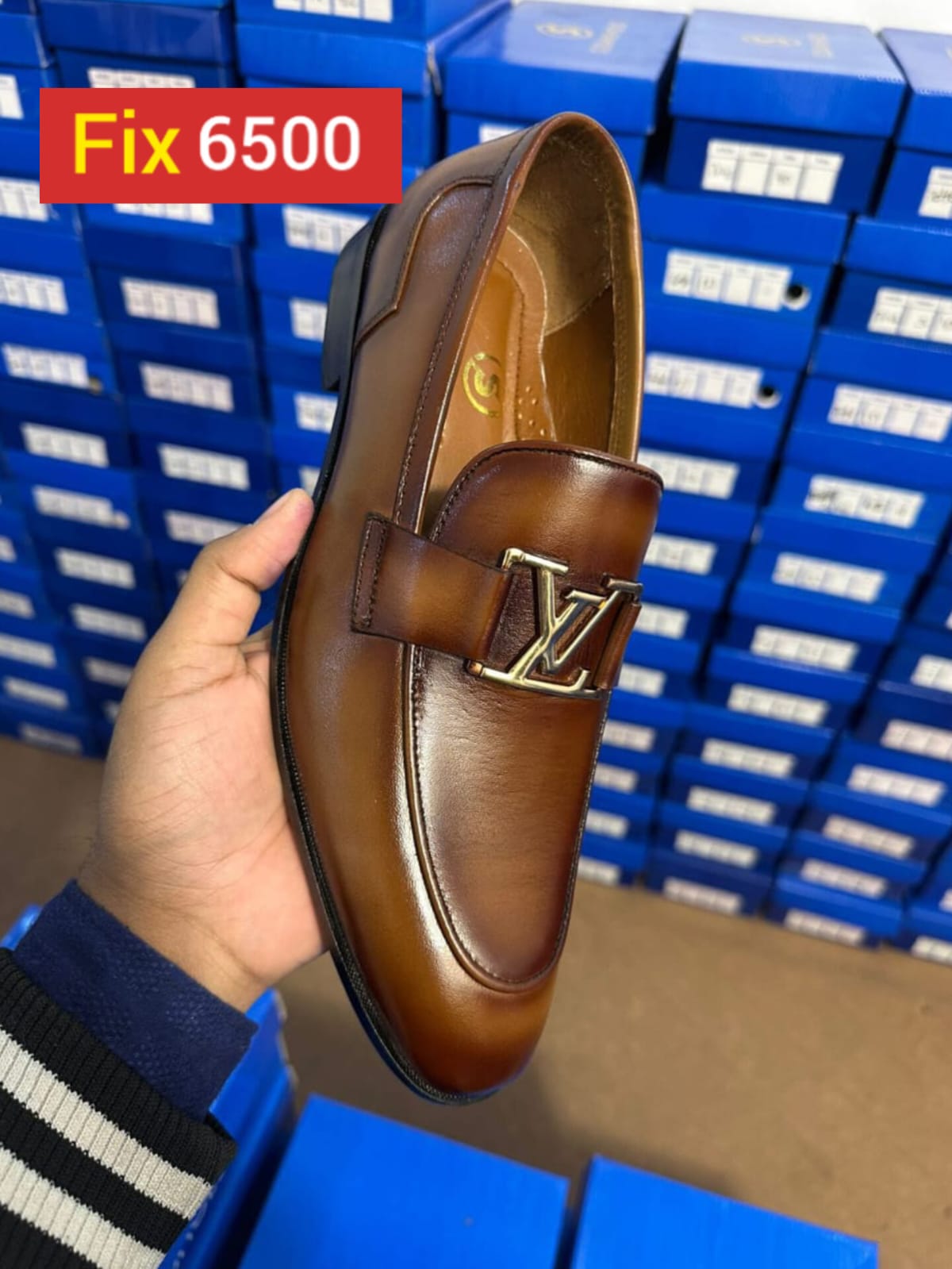 Men’s loafers shoes make original leather