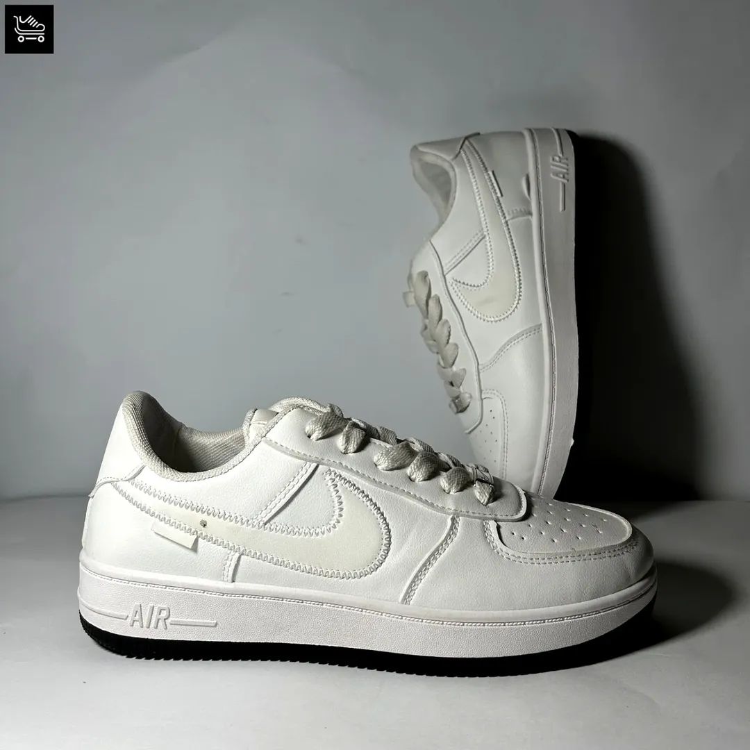 Men’s joggers sneakers