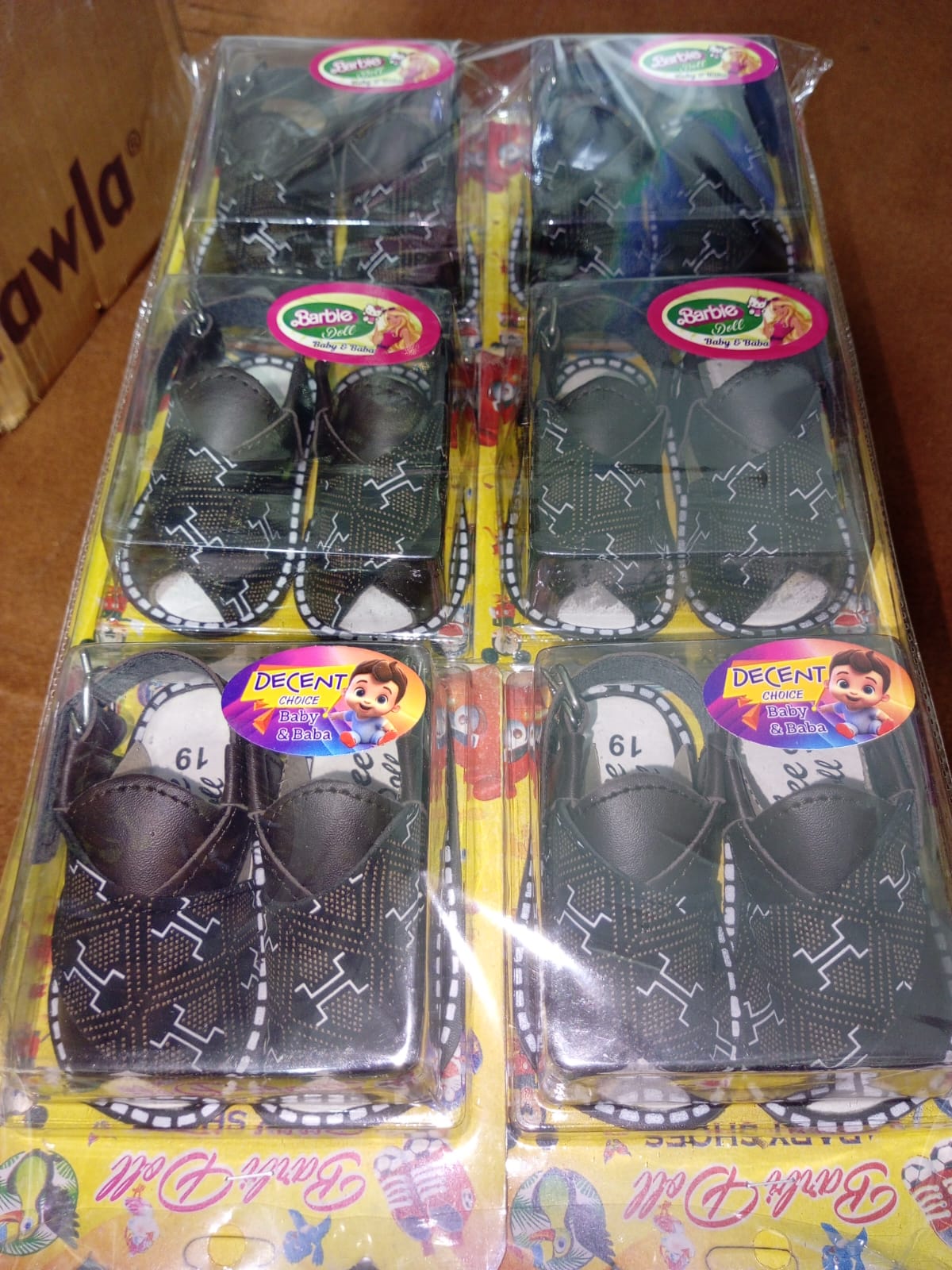 Men’s women’s kids slippers sandals