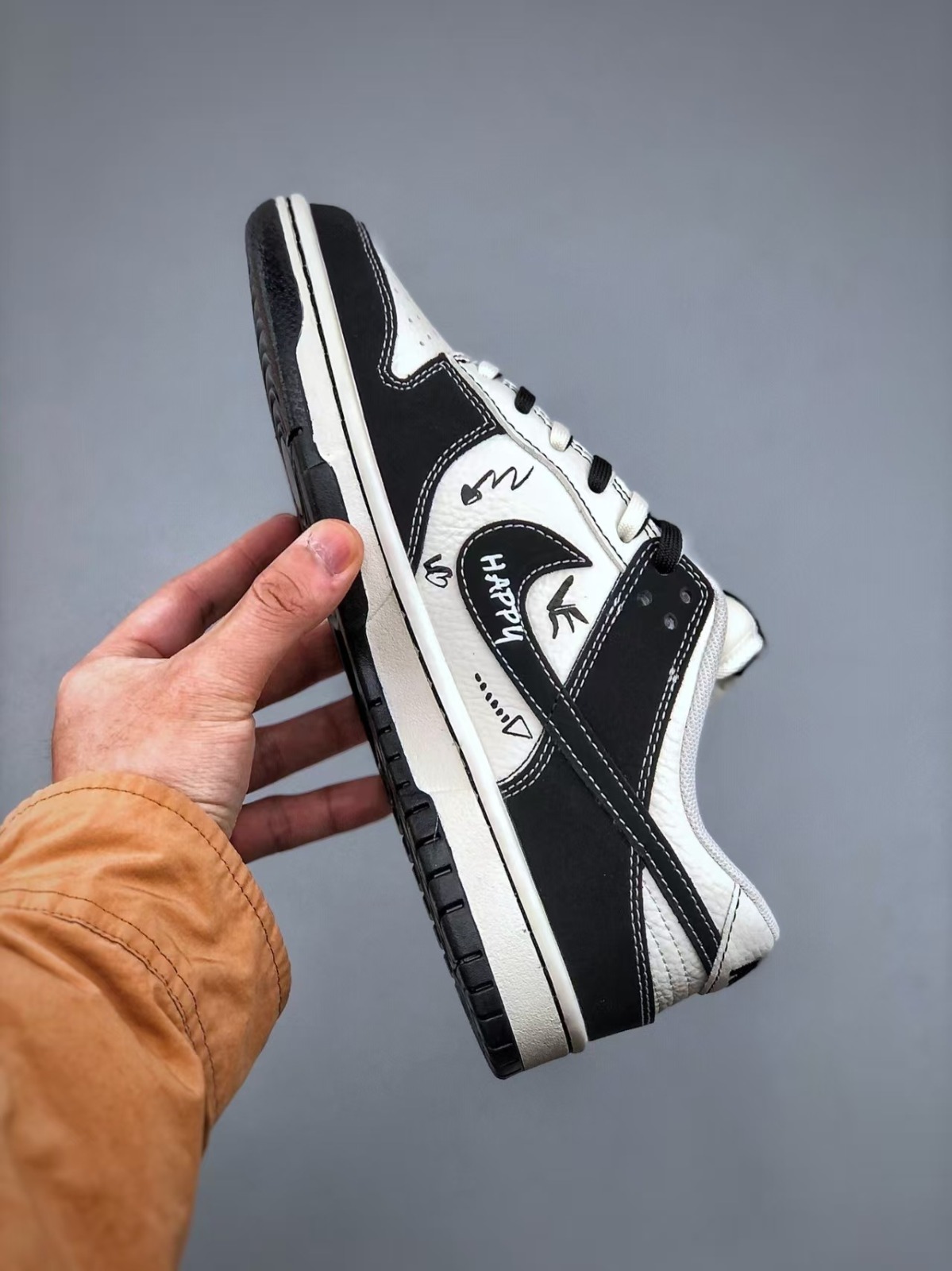 Men’s joggers sneakers