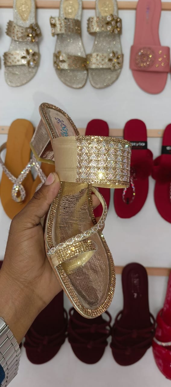 Women’s Flat Heels