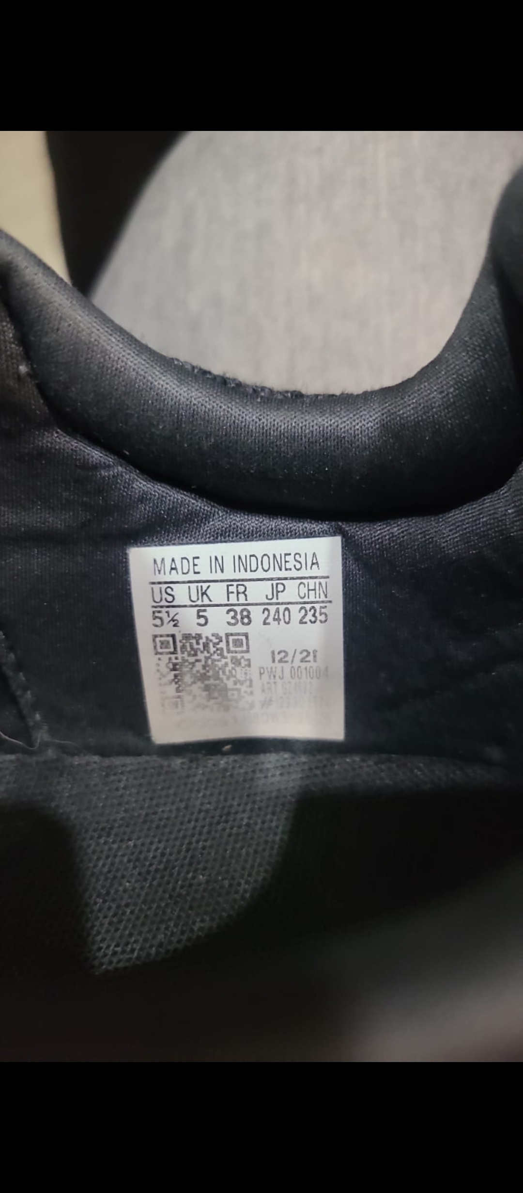 Adidas men’s joggers