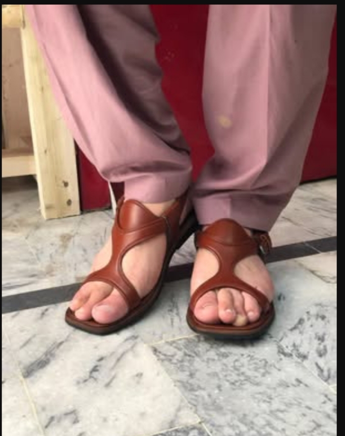 Men’s slippers sandals Chappal