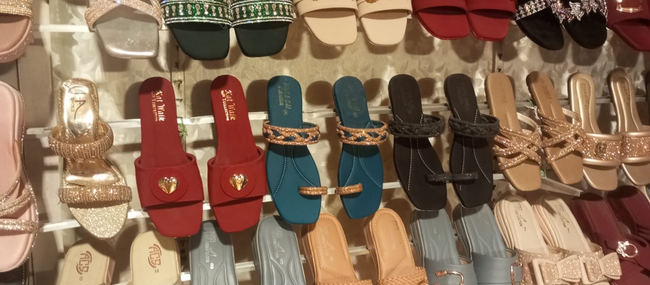 Women’s Flat shoes any size