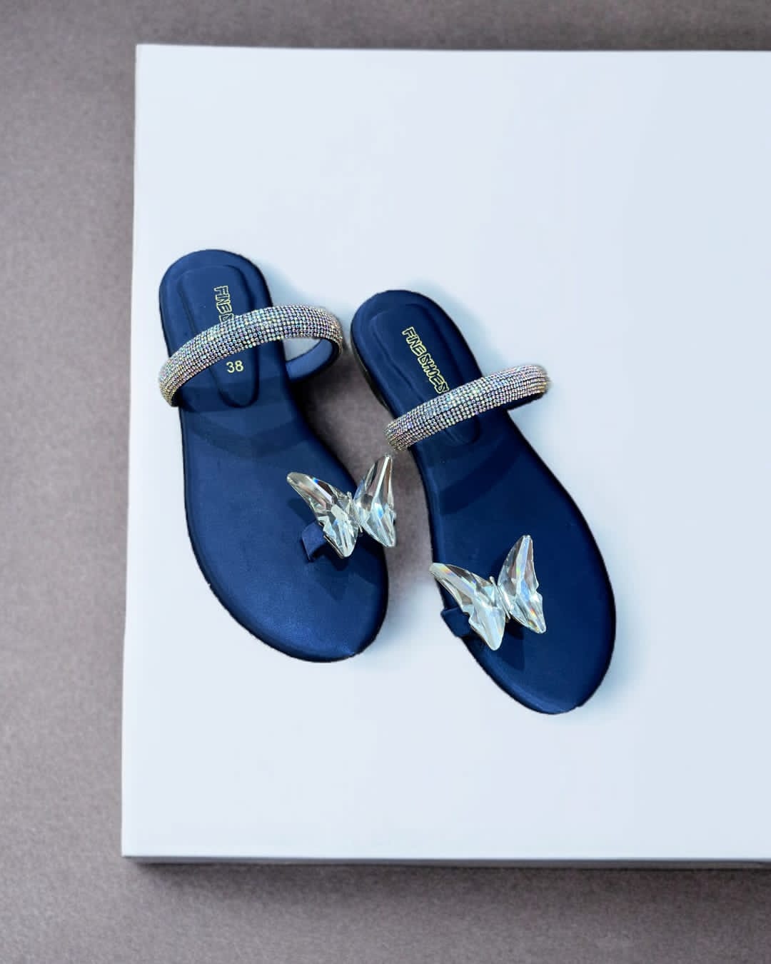 womens flat slippers