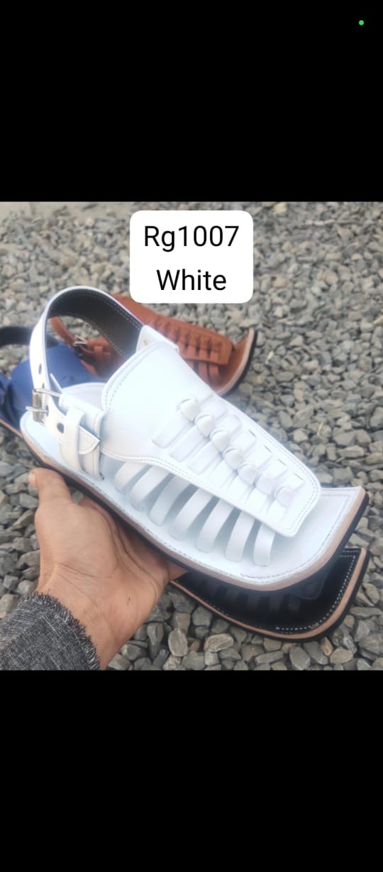 Men’s balochi chappal