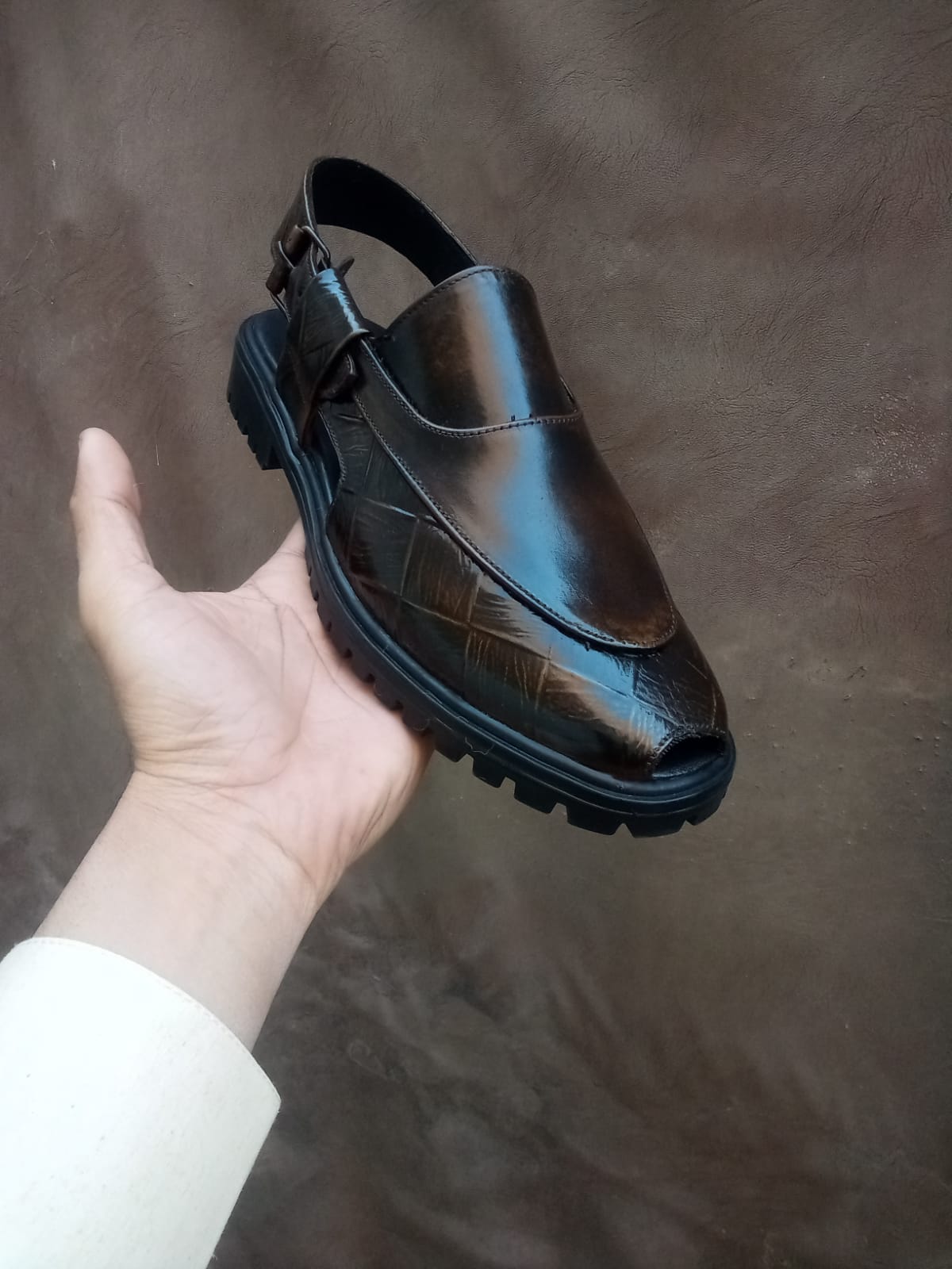 Men’s Peshawari chappals