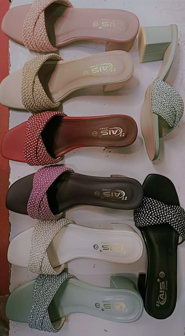Women’s fancy slippers Heels