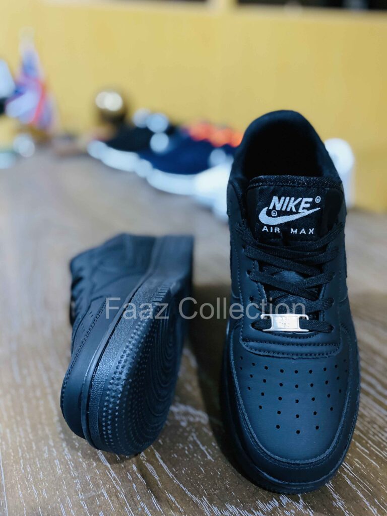 Men’s joggers sneakers