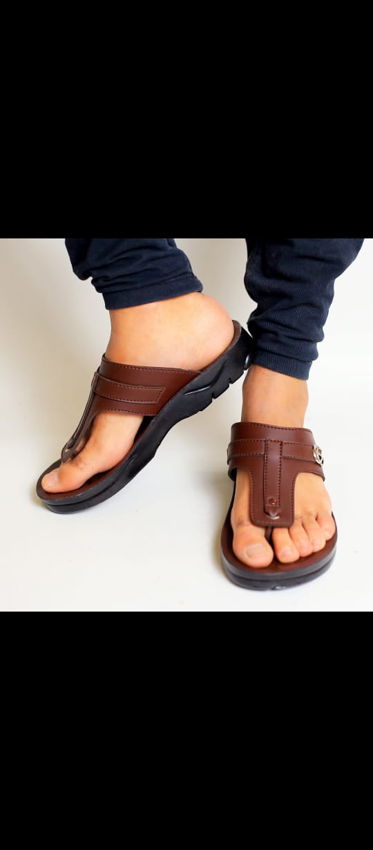 MEN`S SLIPPERS