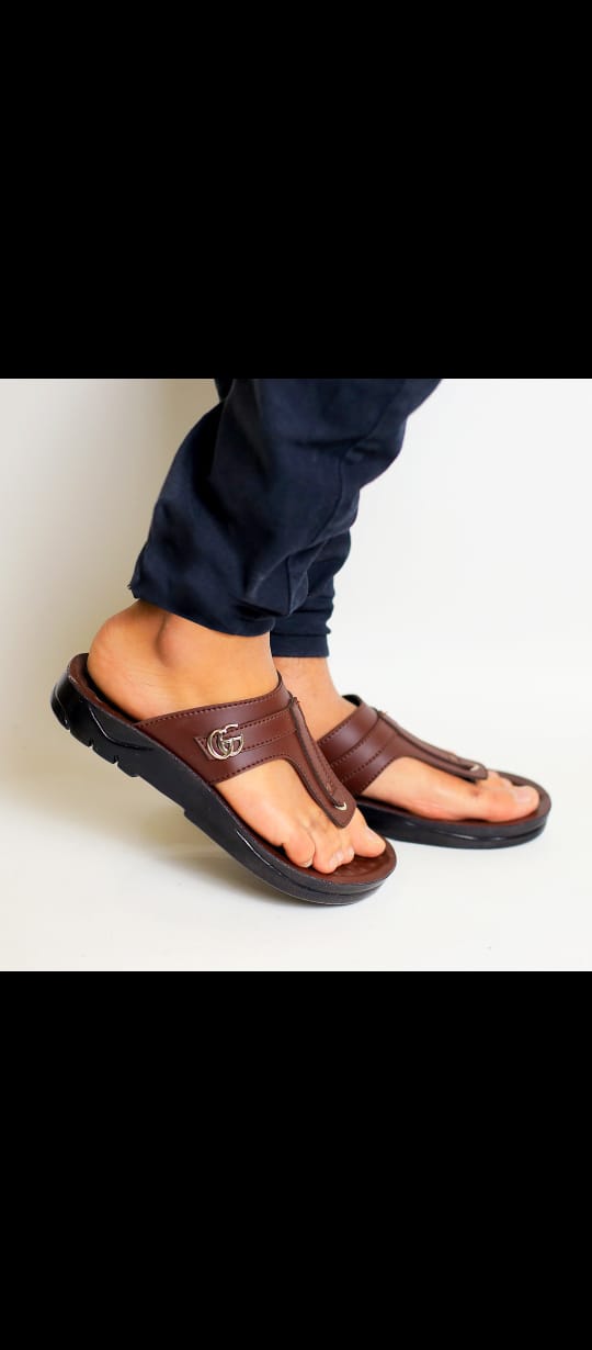 MEN`S SLIPPERS