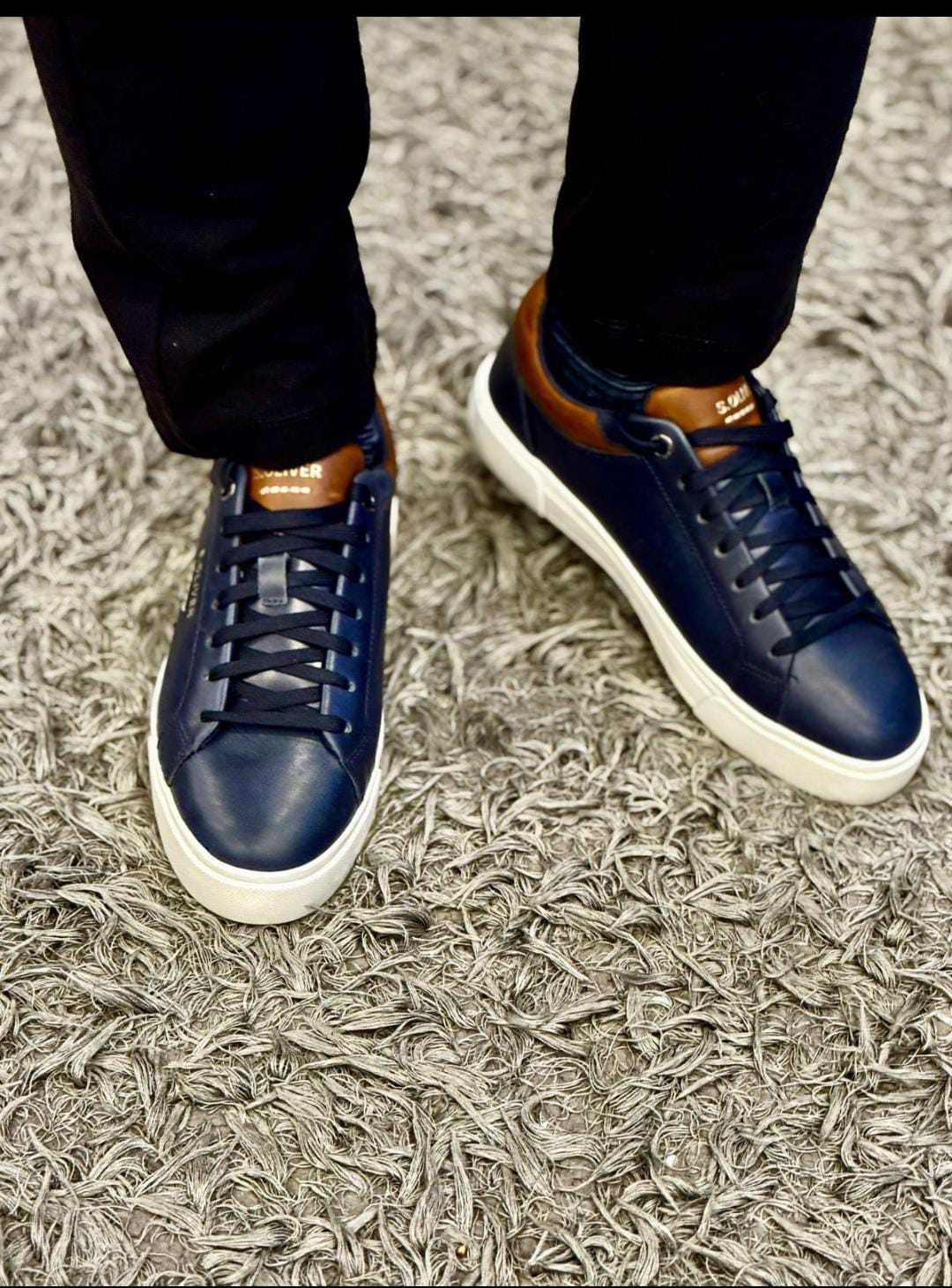 BR Sneaker👟mens casual loafers