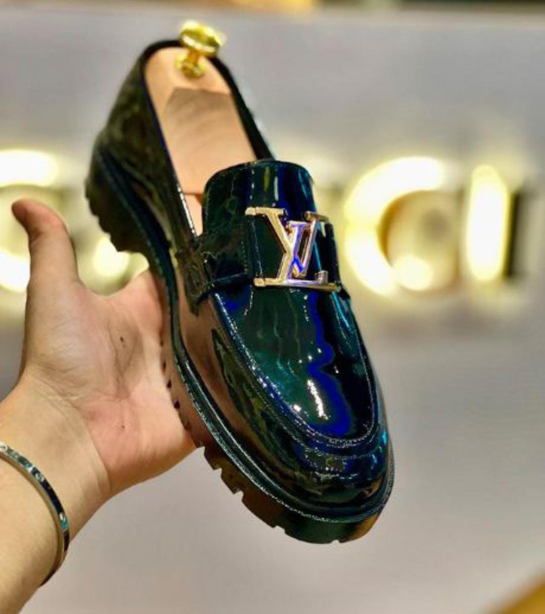 Lv patent loafers mens